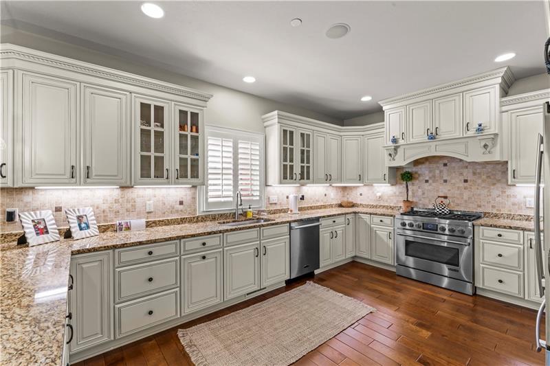 Mcmurray, Pennsylvania, 15317, United States, 4 Bedrooms Bedrooms, ,4 BathroomsBathrooms,Residential,For Sale,1943287