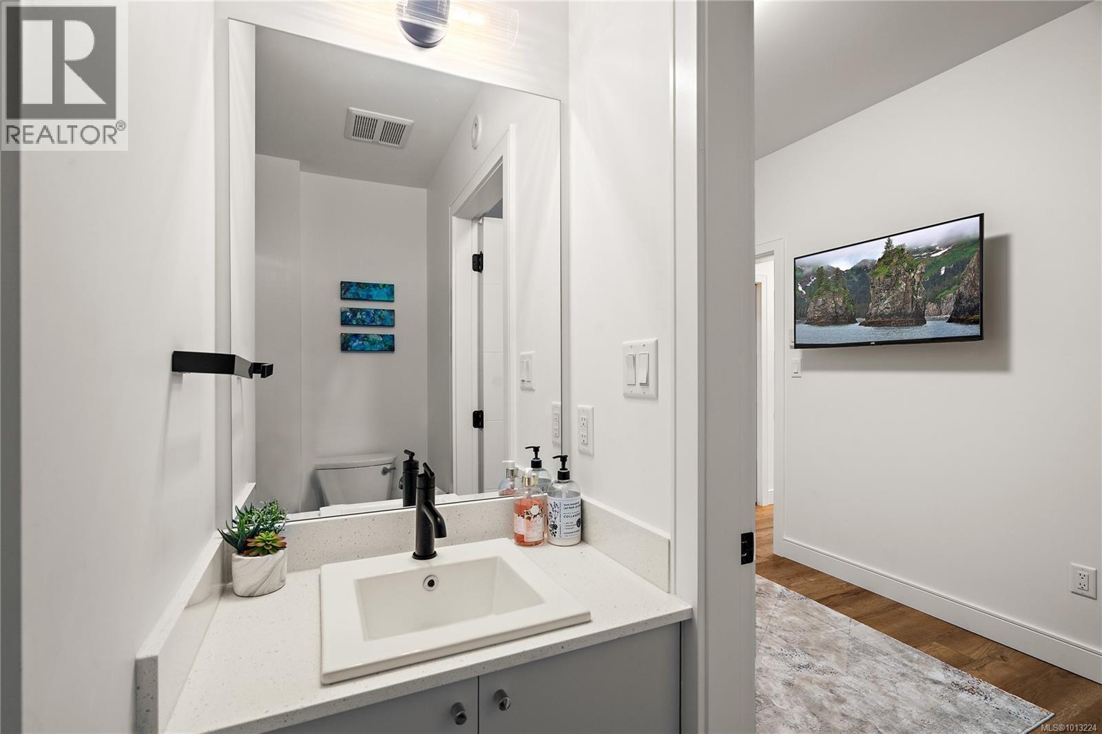 LANGFORD, British Columbia, V9C 0C4, CA, 4 Bedrooms Bedrooms, ,4 BathroomsBathrooms,Residential,For Sale,1946850
