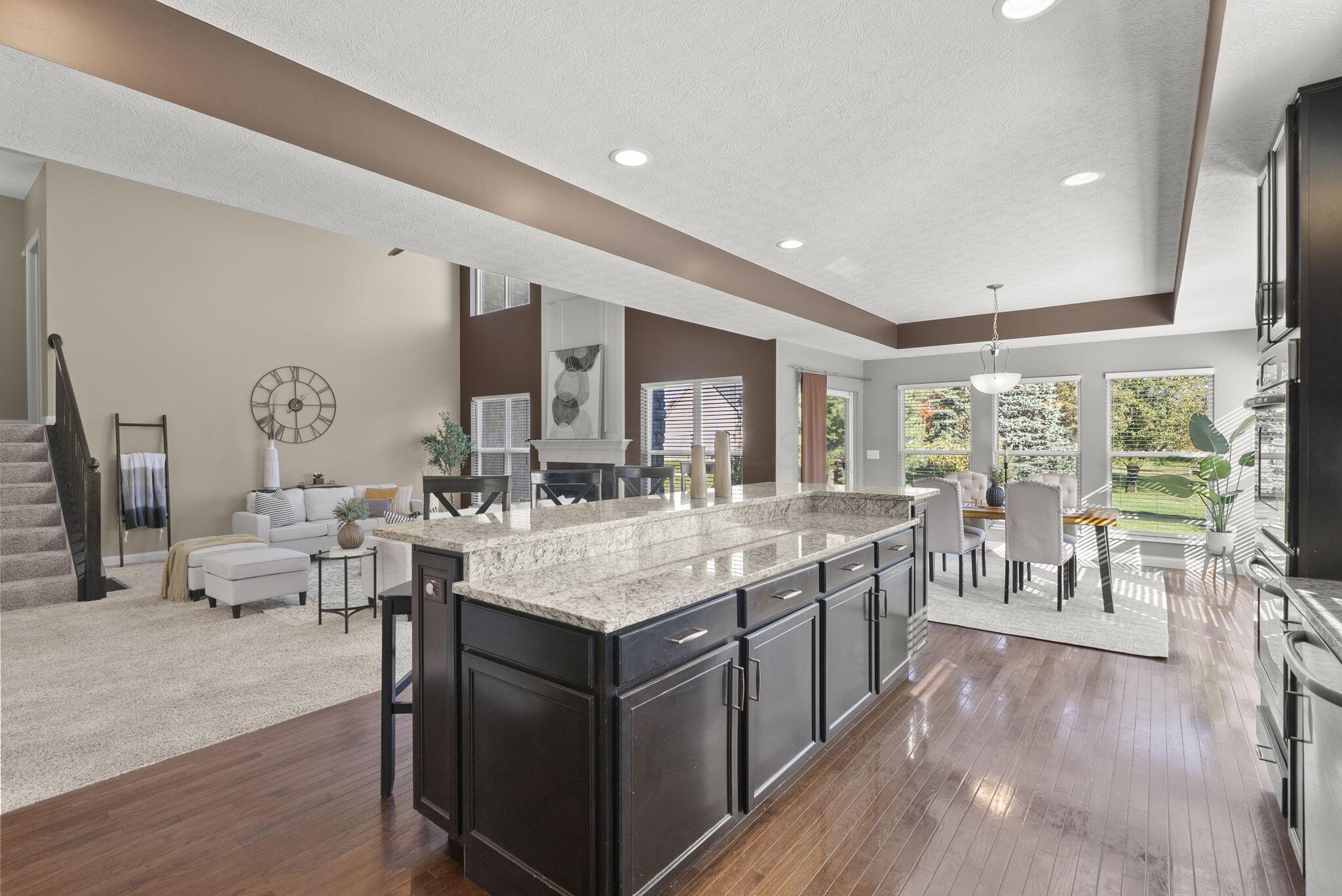 Powell, Ohio, 43065, United States, 5 Bedrooms Bedrooms, ,5 BathroomsBathrooms,Residential,For Sale,1988967