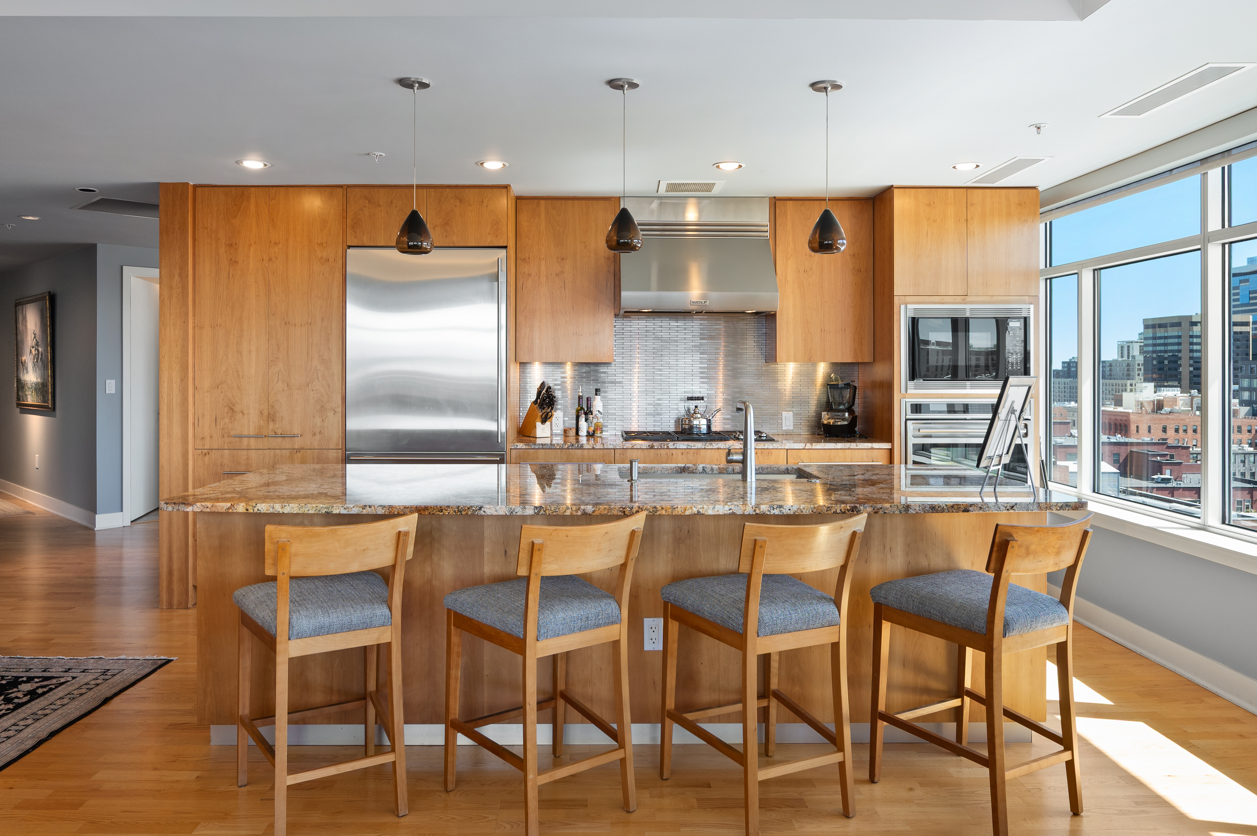  Impeccably Maintained Residence With Incredible Mountain And City Views - 物件實景