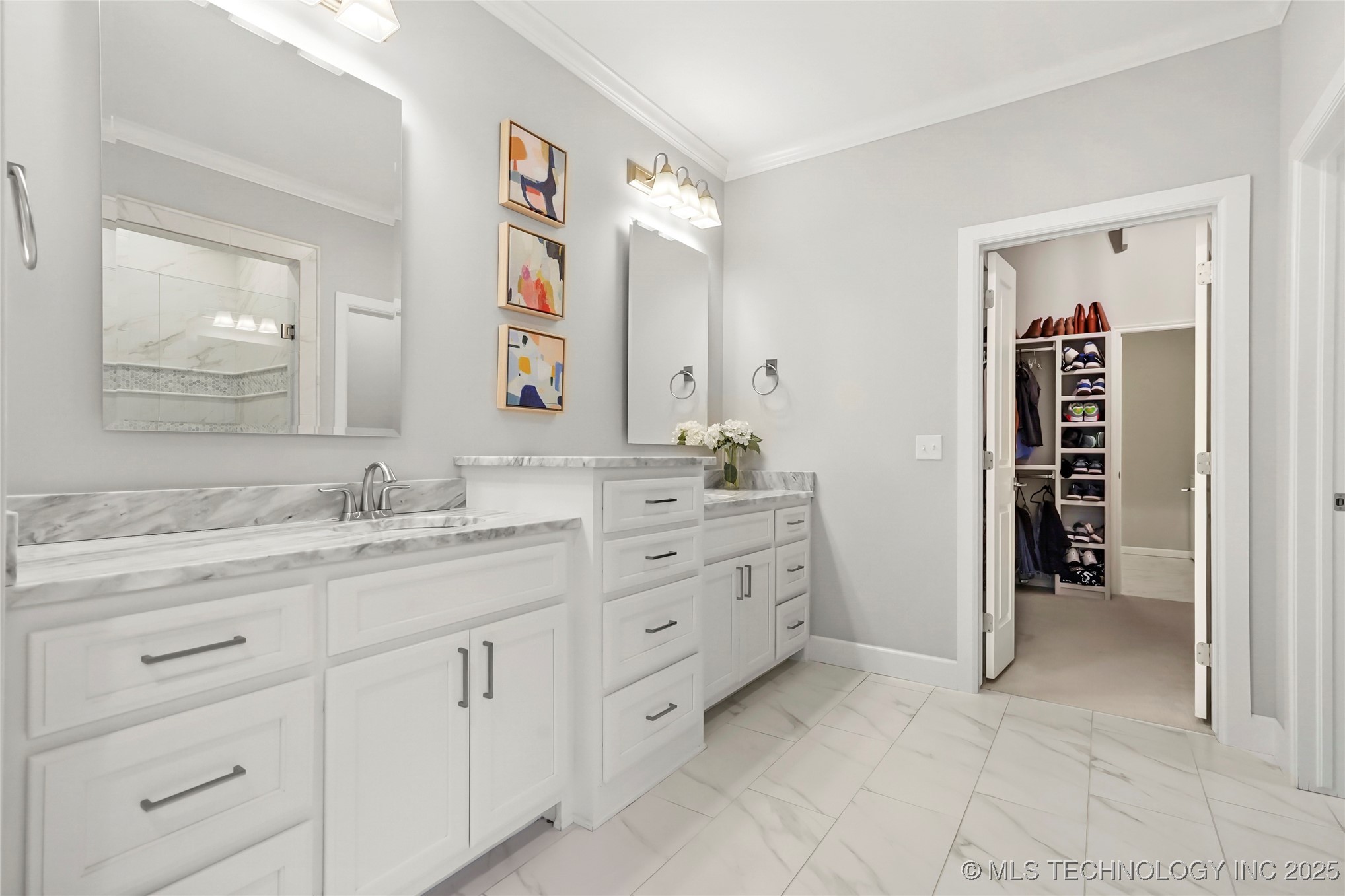 Bixby, Oklahoma, 74008, United States, 5 Bedrooms Bedrooms, ,4 BathroomsBathrooms,Residential,For Sale,1817544