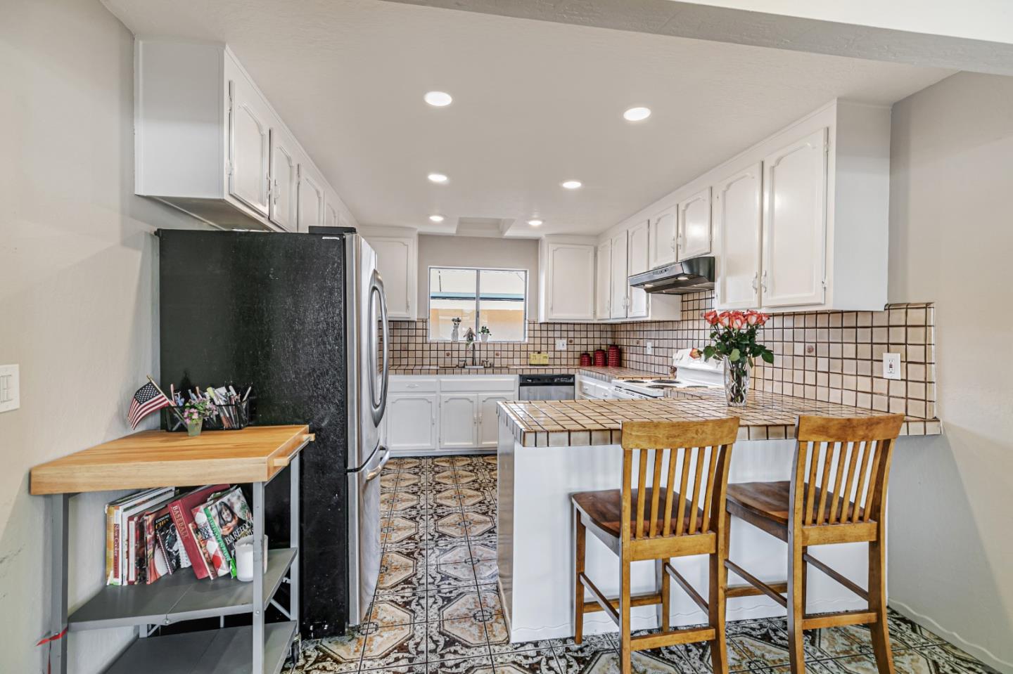 San Jose, California, 95116, United States, 3 Bedrooms Bedrooms, ,2 BathroomsBathrooms,Residential,For Sale,1903295