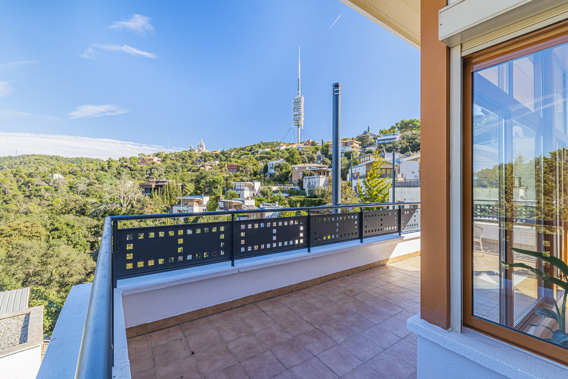  House in Vallvidrera with swimming pool and spectacular views of Tibidabo - 物件實景