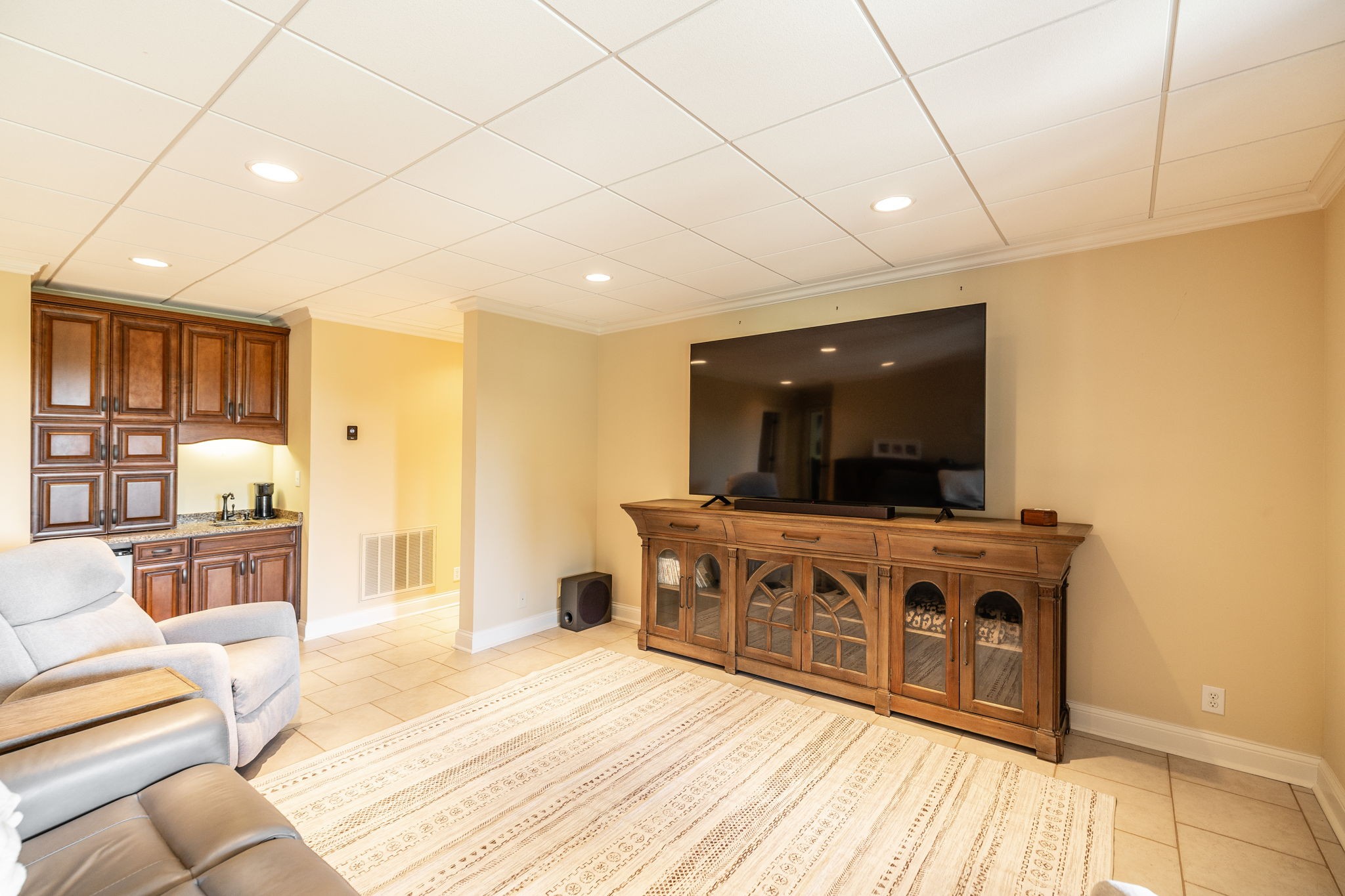 Greenbrier, Tennessee, 37073, United States, 5 Bedrooms Bedrooms, ,6 BathroomsBathrooms,Residential,For Sale,1827902