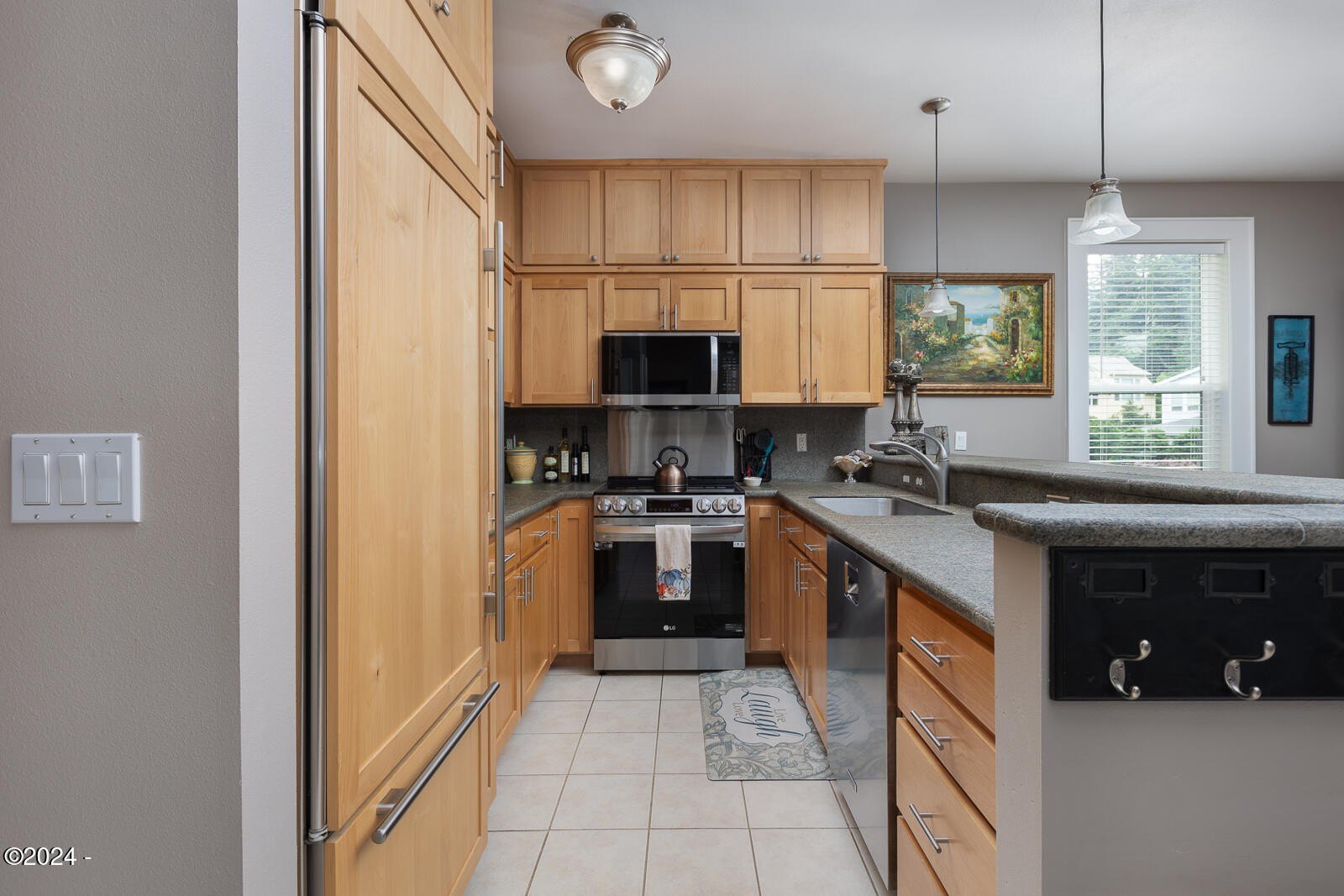 124 Sea Crest, Otter Rock, Oregon, 97369, United States, 4 Bedrooms Bedrooms, ,3 BathroomsBathrooms,Residential,For Sale,124 Sea Crest,1663553
