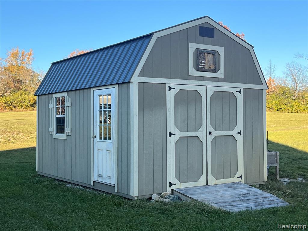 York Township, Michigan, 48176, United States, 4 Bedrooms Bedrooms, ,2 BathroomsBathrooms,Residential,For Sale,1988753