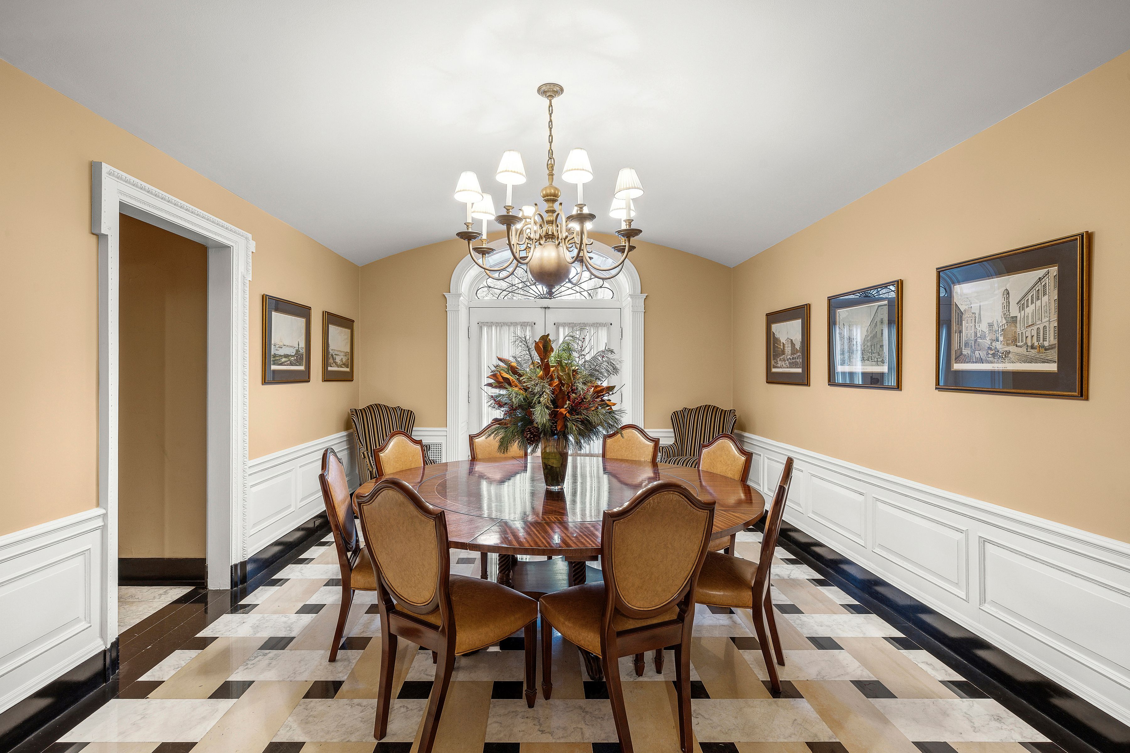 14 Sutton Place South, 1B - 物件實景