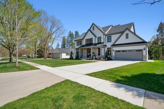 Birmingham, Michigan, 48009, United States, 5 Bedrooms Bedrooms, ,Residential,For Sale,1792360