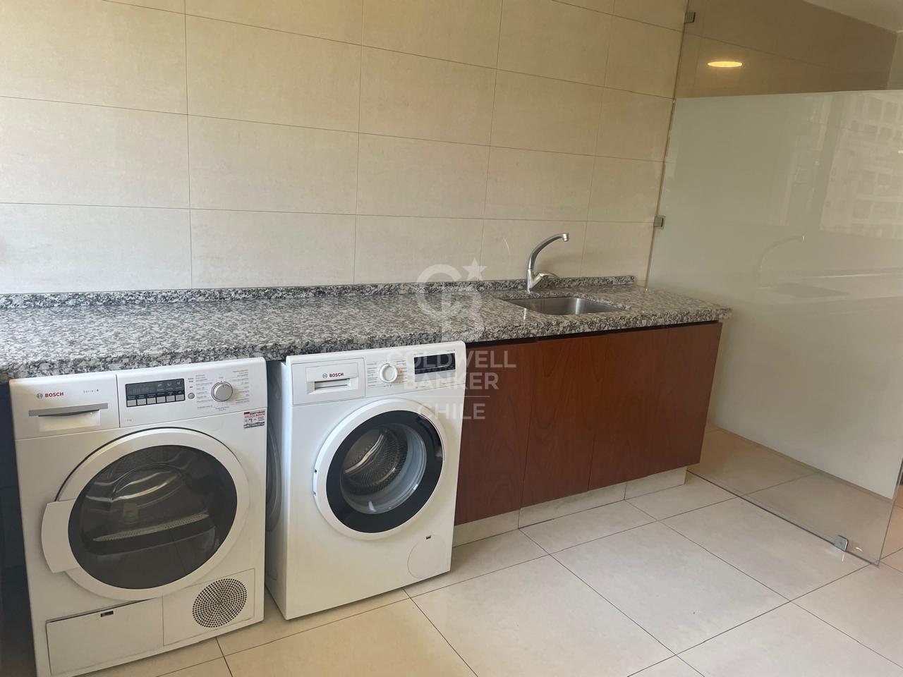 Vitacura, Chile, 3 Bedrooms Bedrooms, ,3 BathroomsBathrooms,Residential,For Sale,1940744