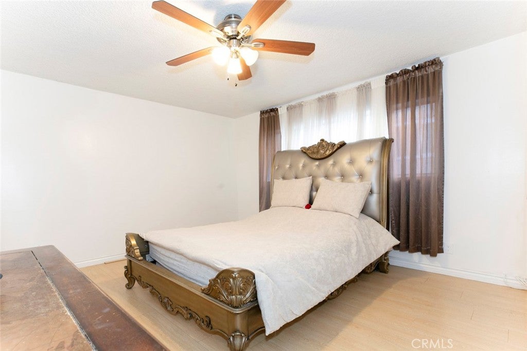 Los Angeles, California, 90027, United States, 2 Bedrooms Bedrooms, ,2 BathroomsBathrooms,Residential,For Sale,1939885