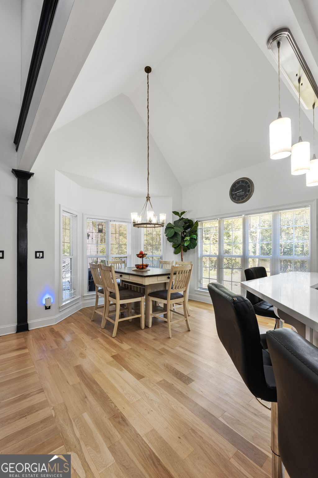 Meansville, Georgia, 30256, United States, 5 Bedrooms Bedrooms, ,4 BathroomsBathrooms,Residential,For Sale,2002650