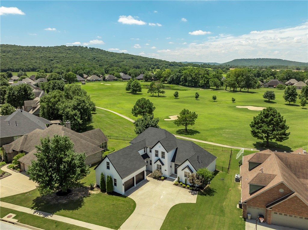 Fayetteville, Arkansas, 72701, United States, 4 Bedrooms Bedrooms, ,3 BathroomsBathrooms,Residential,For Sale,1907520