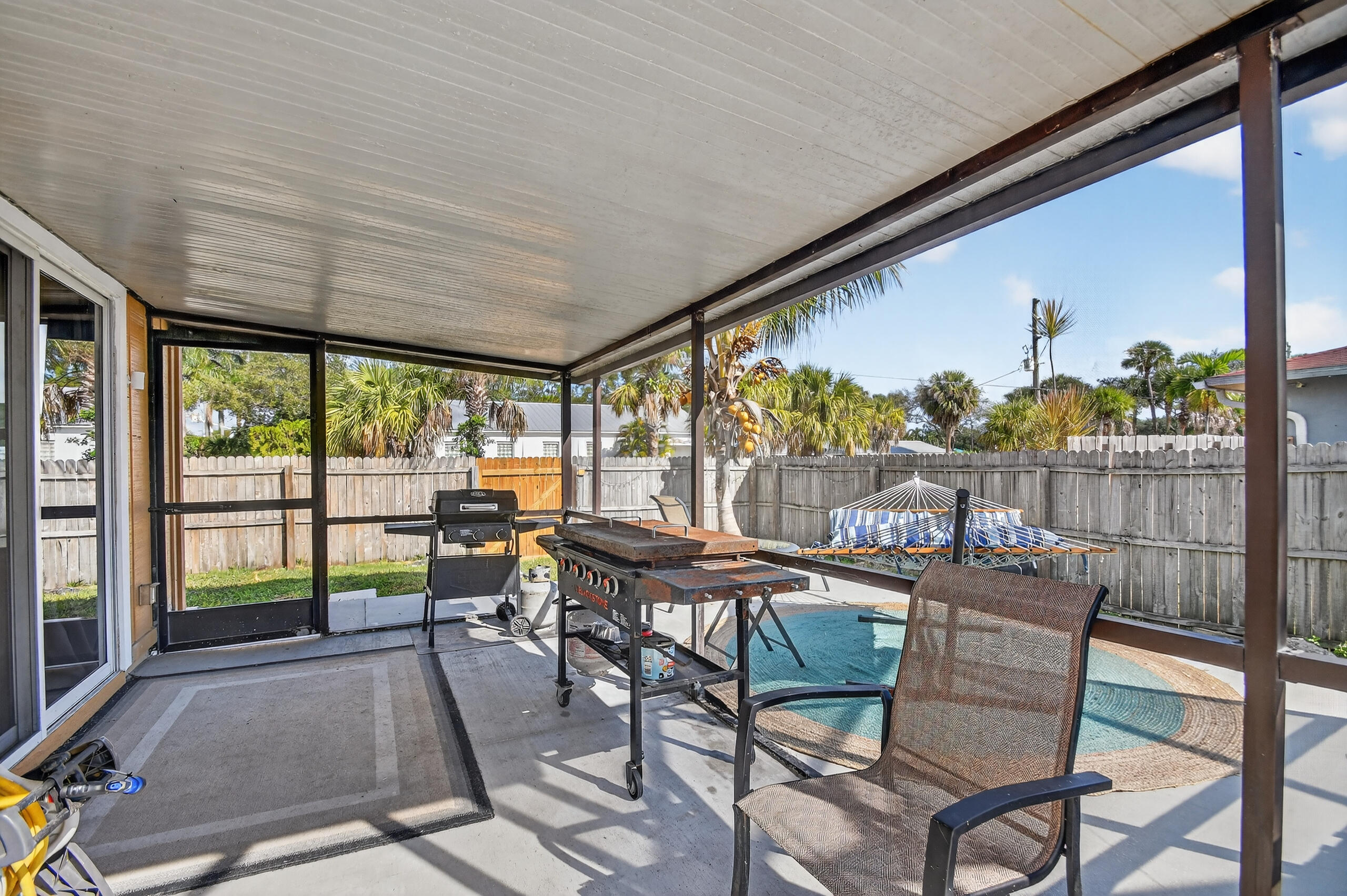 West Palm Beach, Florida, 33406, United States, 3 Bedrooms Bedrooms, ,2 BathroomsBathrooms,Residential,For Sale,1998393