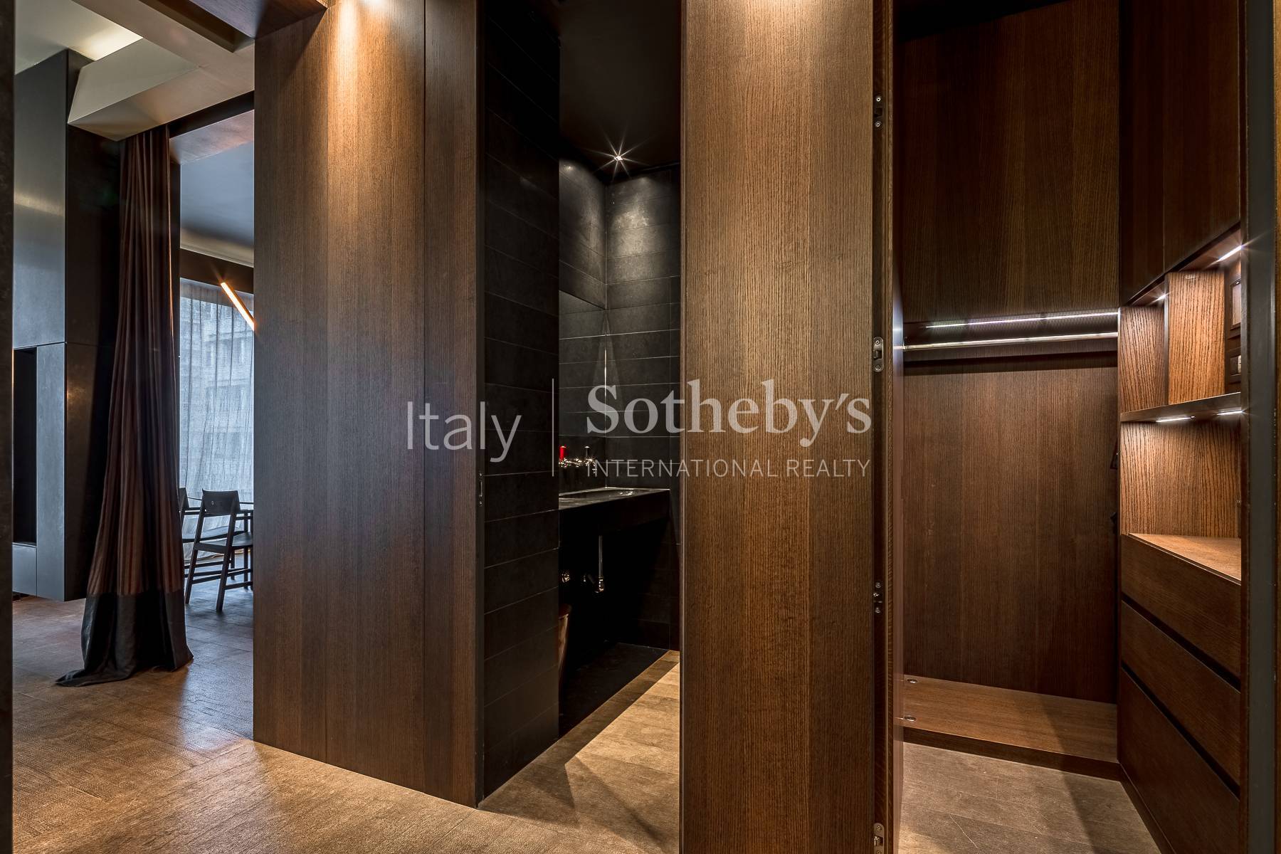  Prestigious apartment with terrace in Corso Magenta - 物件實景