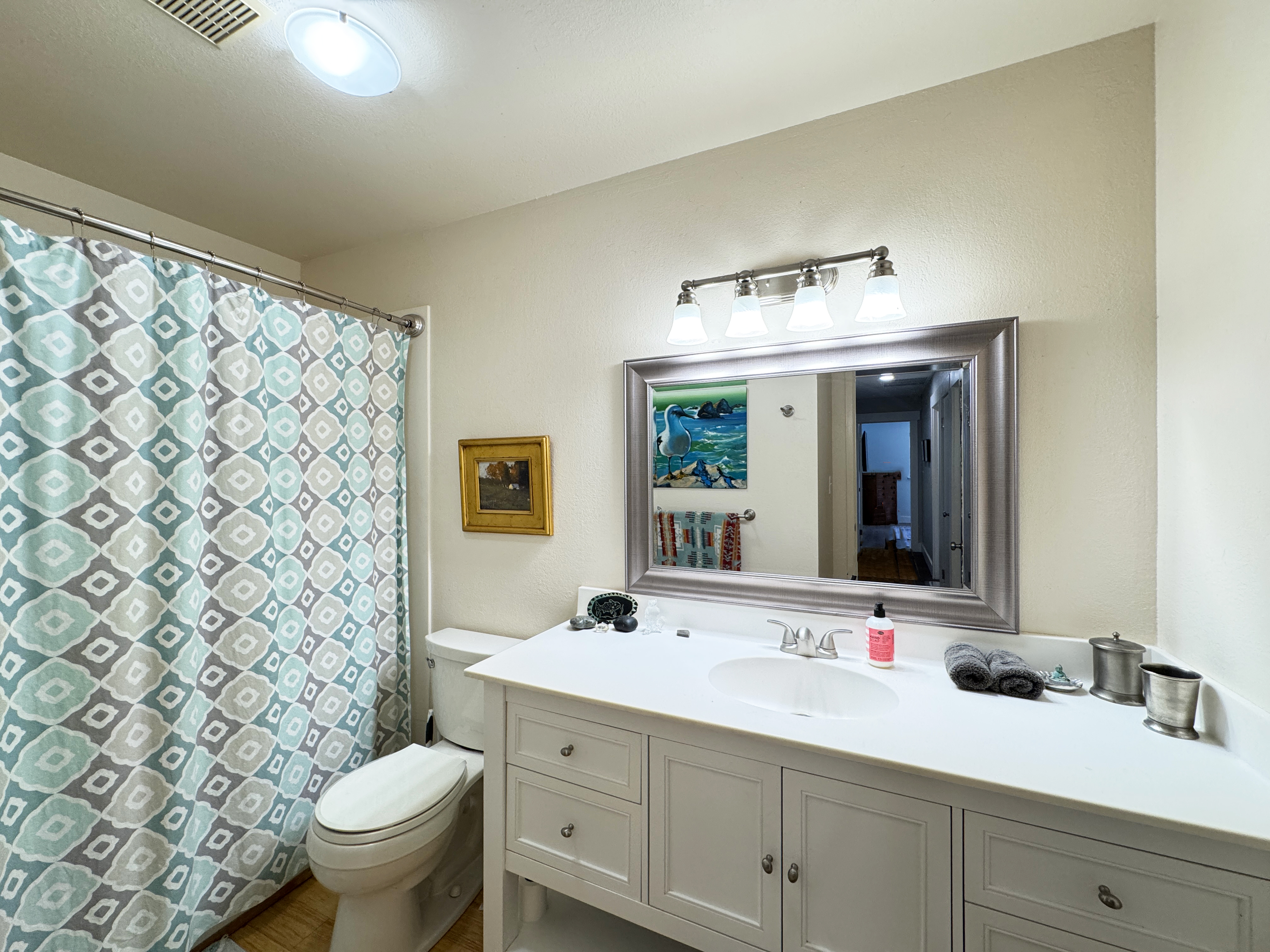 Ukiah, California, 95482, United States, 3 Bedrooms Bedrooms, ,2 BathroomsBathrooms,Residential,For Sale,1879134