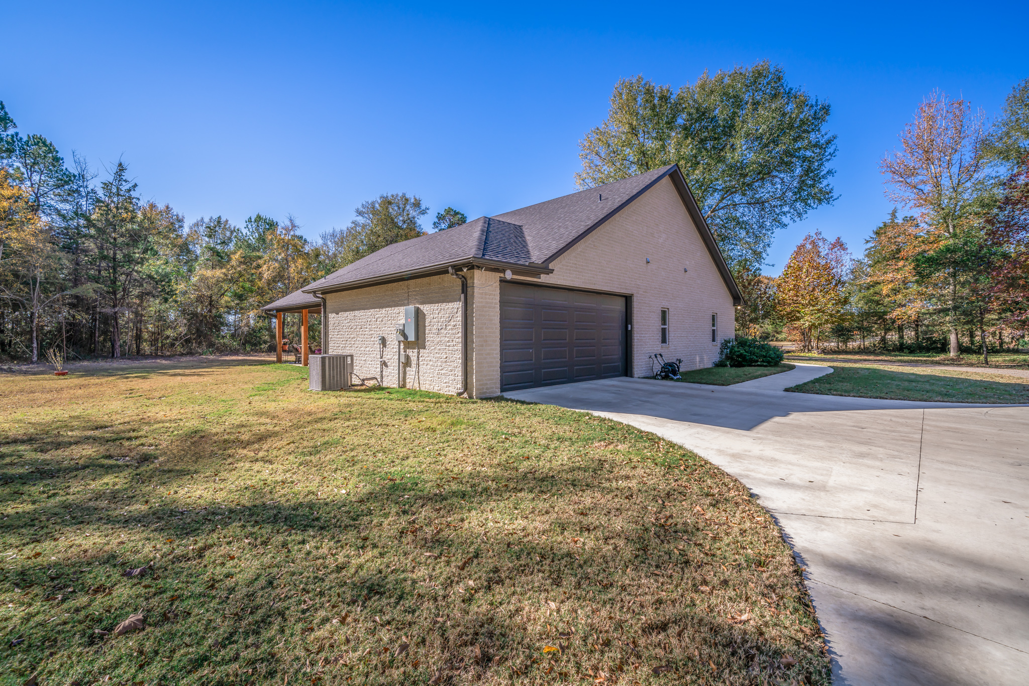 Jacksonville, Texas, 75766, United States, 3 Bedrooms Bedrooms, ,2 BathroomsBathrooms,Residential,For Sale,2012358