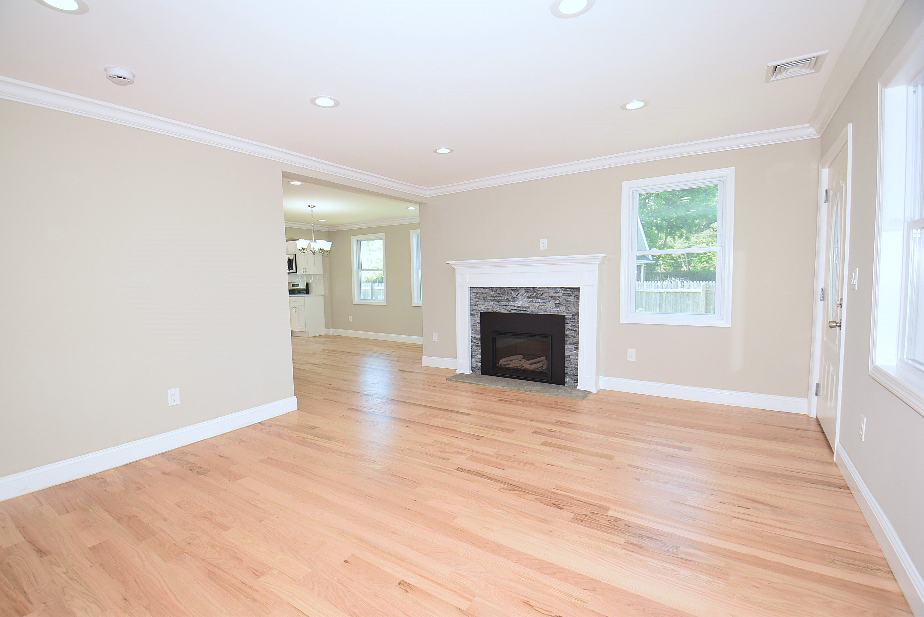 East Marion, New York, 11939, United States, 3 Bedrooms Bedrooms, ,3 BathroomsBathrooms,Residential,For Sale,1805250