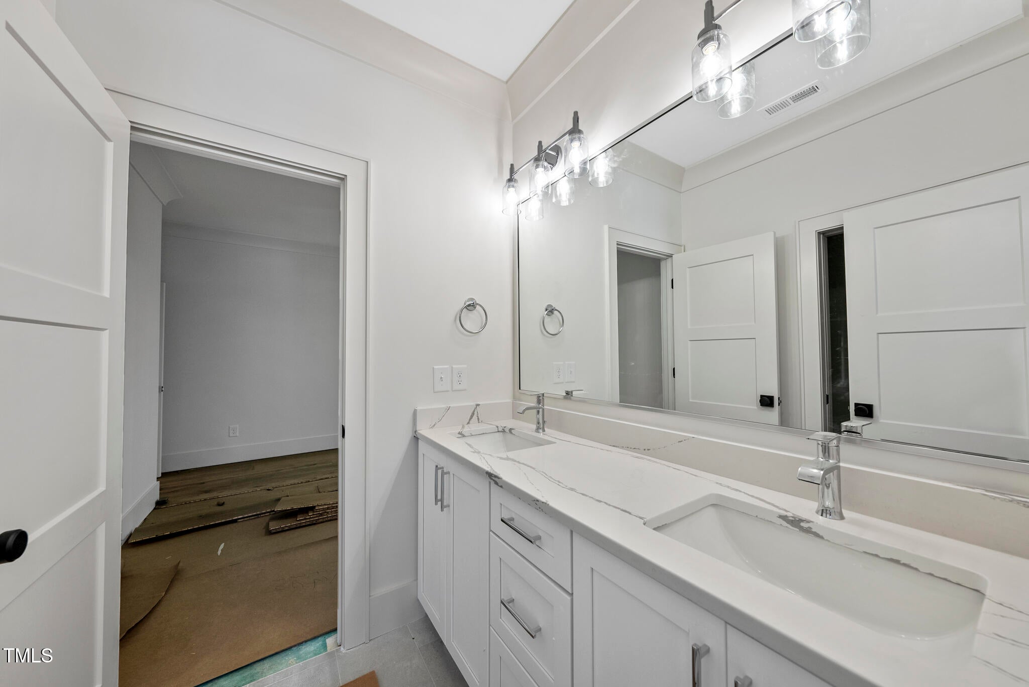 Raleigh, North Carolina, 27607, United States, 5 Bedrooms Bedrooms, ,5 BathroomsBathrooms,Residential,For Sale,1895455