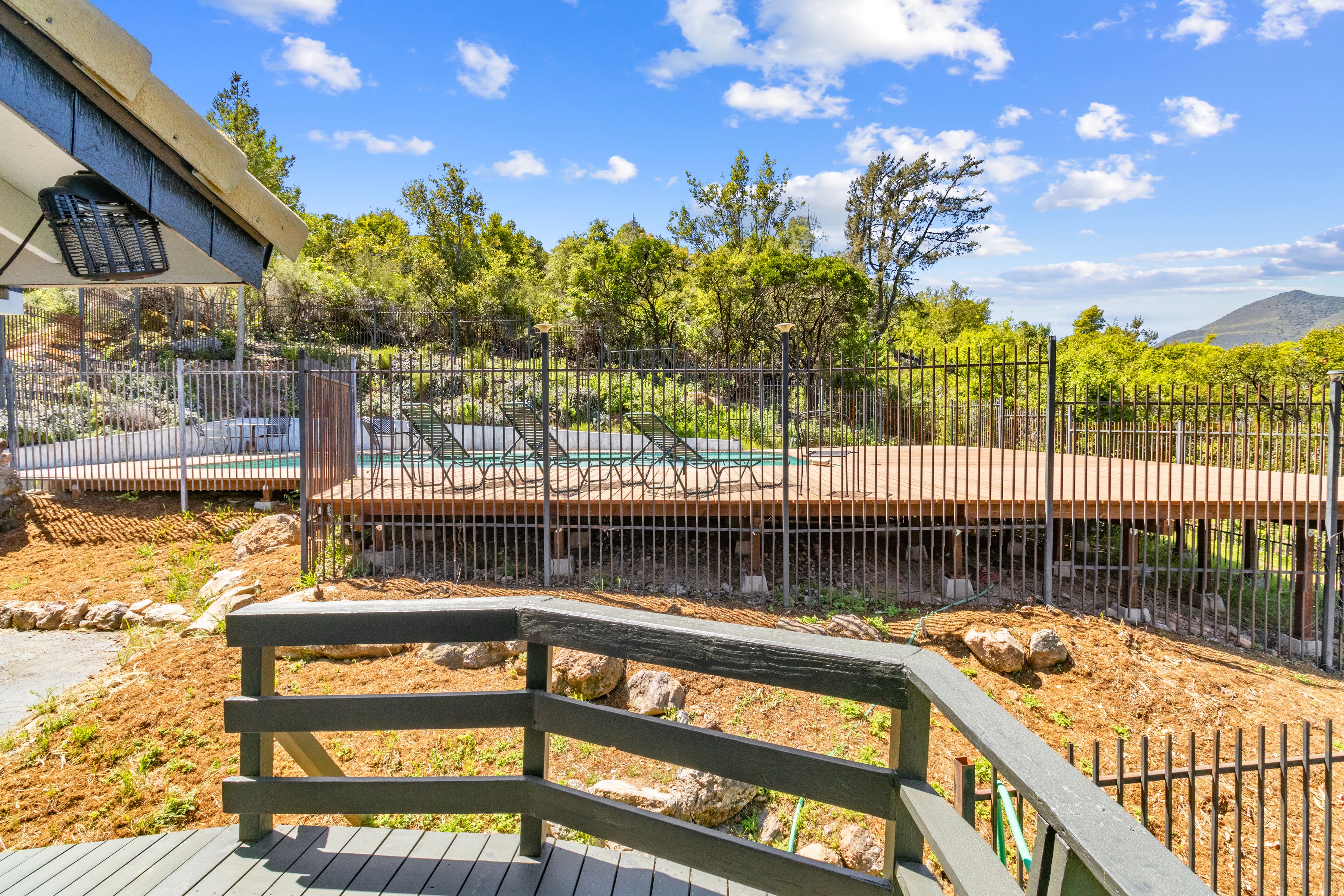  4805 Hawaina Way - 物件實景