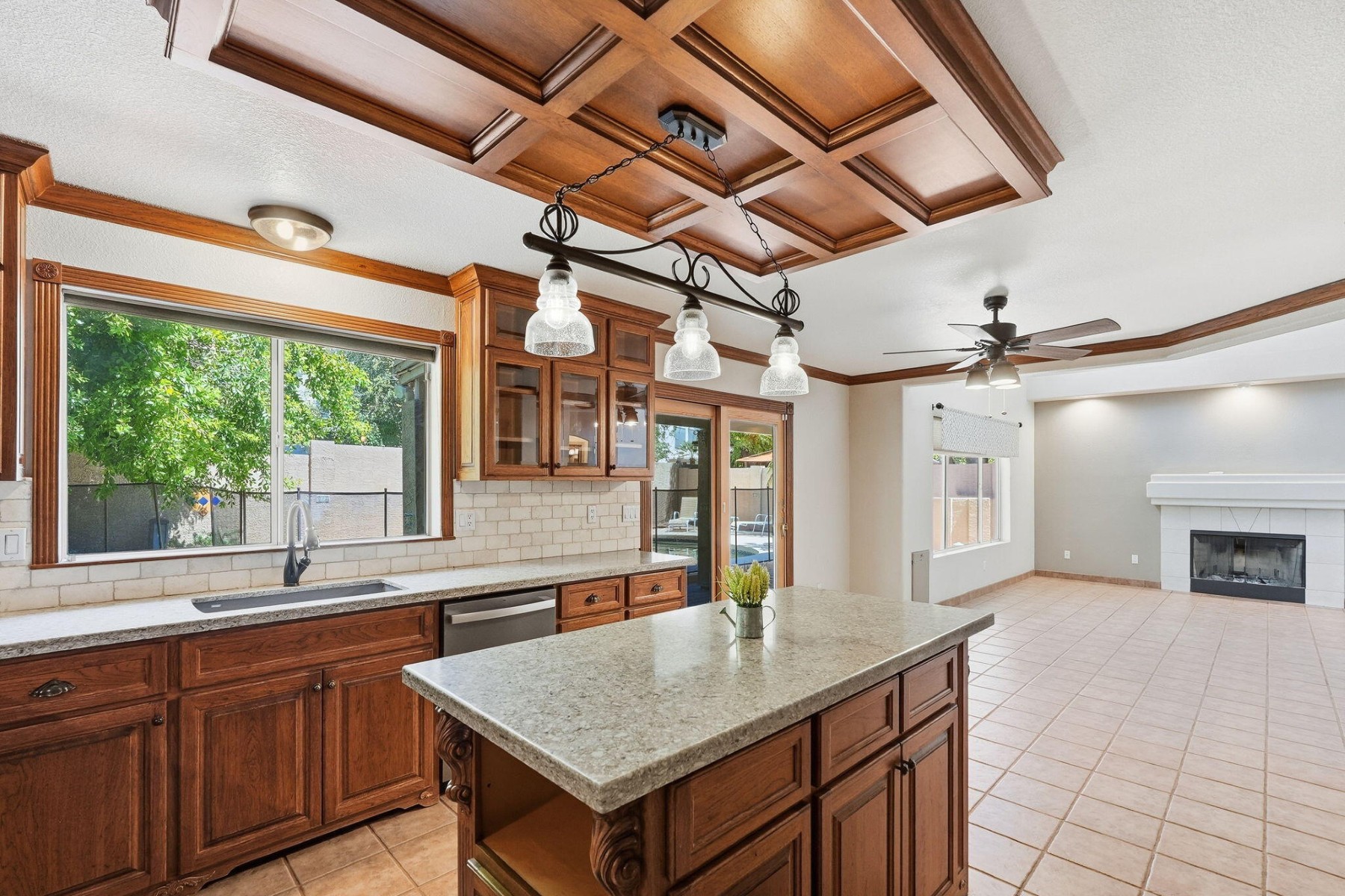  4658 E Kelly Drive¦Gilbert, AZ - 物件實景