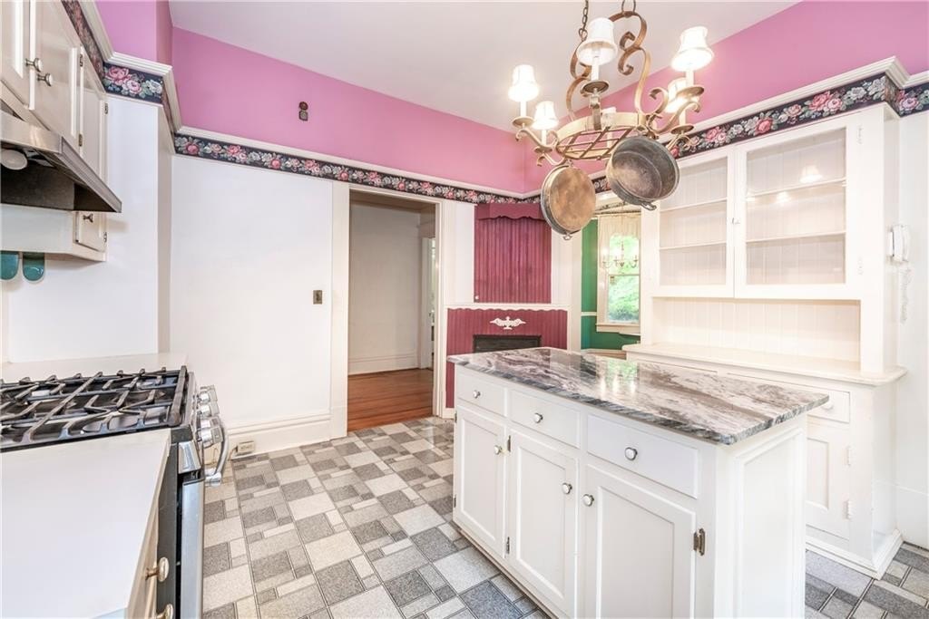 Tate, Georgia, 30177, United States, 3 Bedrooms Bedrooms, ,3 BathroomsBathrooms,Residential,For Sale,1854179