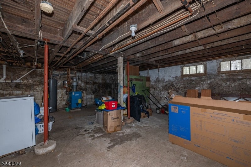 Haledon Boro, New Jersey, 07508, United States, 4 Bedrooms Bedrooms, ,3 BathroomsBathrooms,Residential,For Sale,1995412