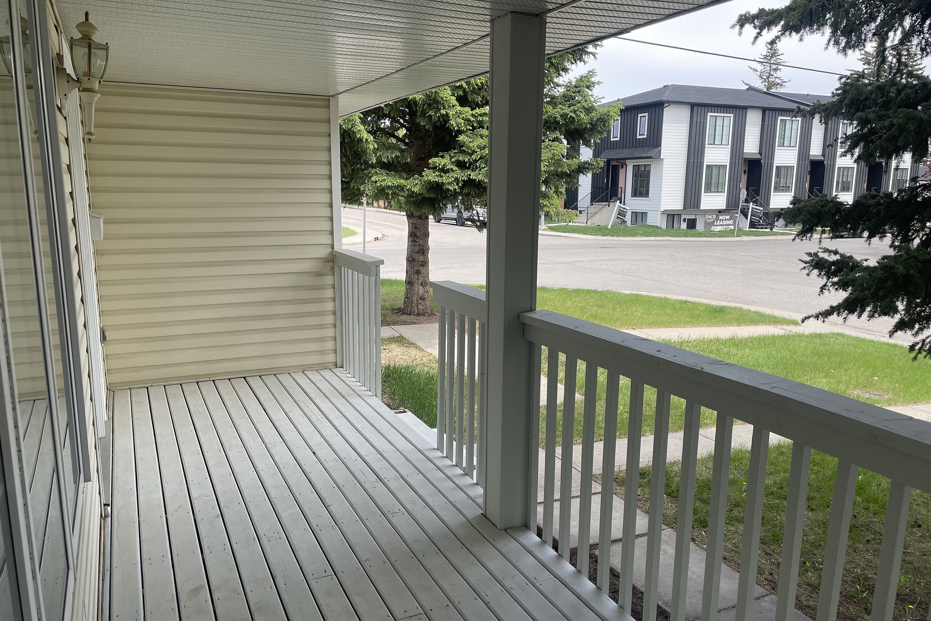  3103 39 Avenue SW, Calgary, AB - 物件實景