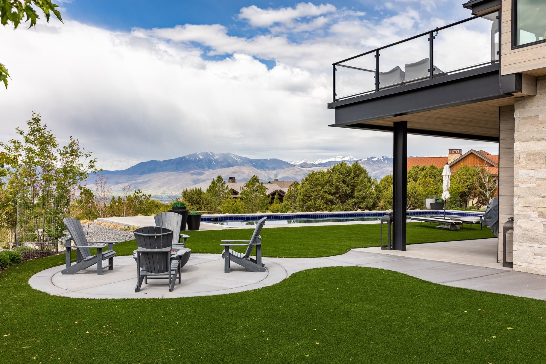  Luxury Lives Here  Architectural Masterpiece with Unmatched Privacy & Views - 物件實景