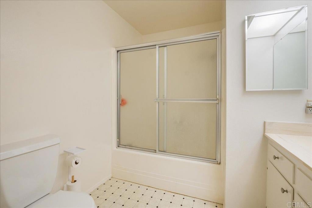 Fallbrook, California, 92028, United States, 3 Bedrooms Bedrooms, ,2 BathroomsBathrooms,Residential,For Sale,1947109