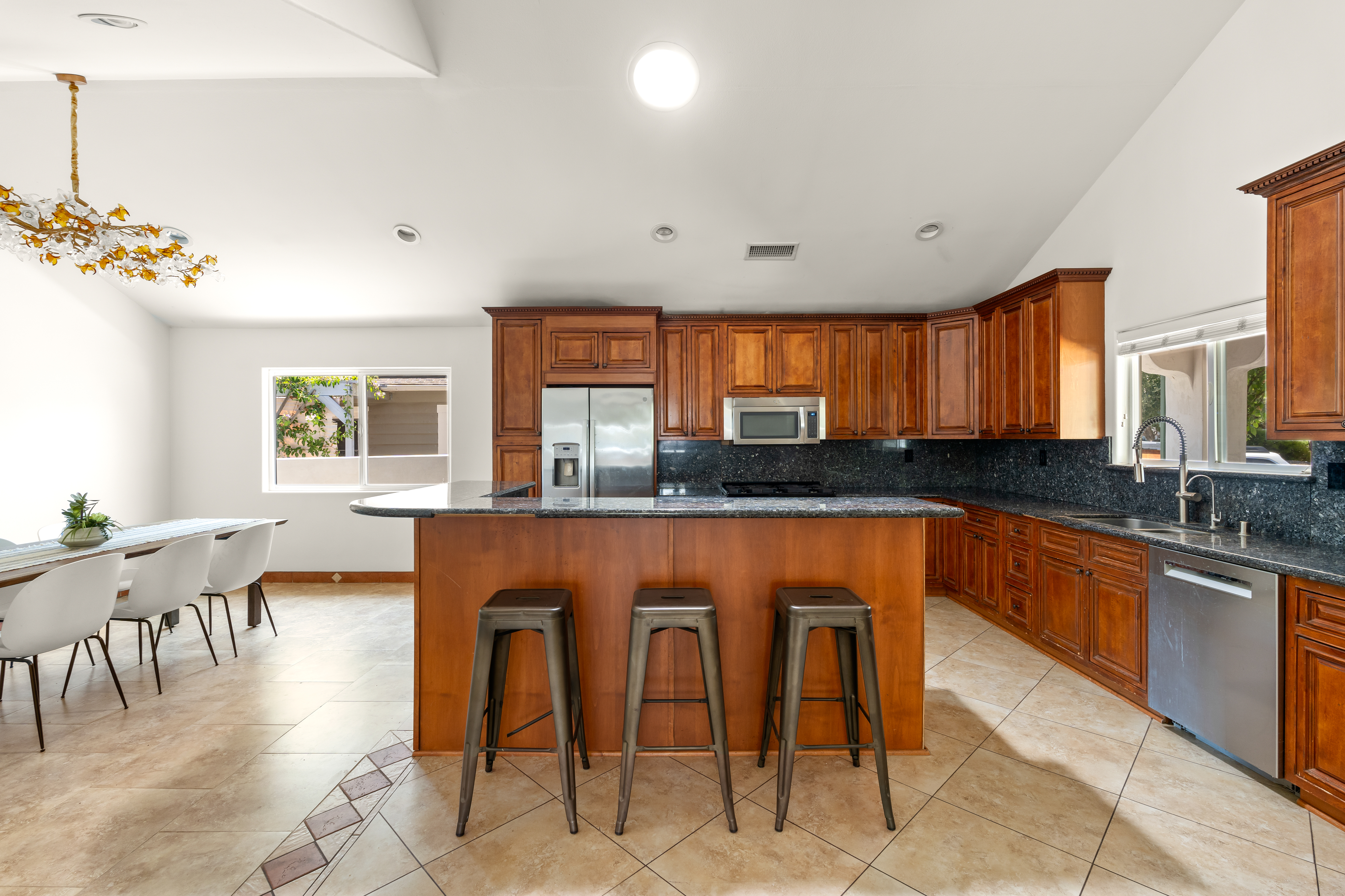  511 East Aliso Street, Ojai, CA 93023 - 物件實景