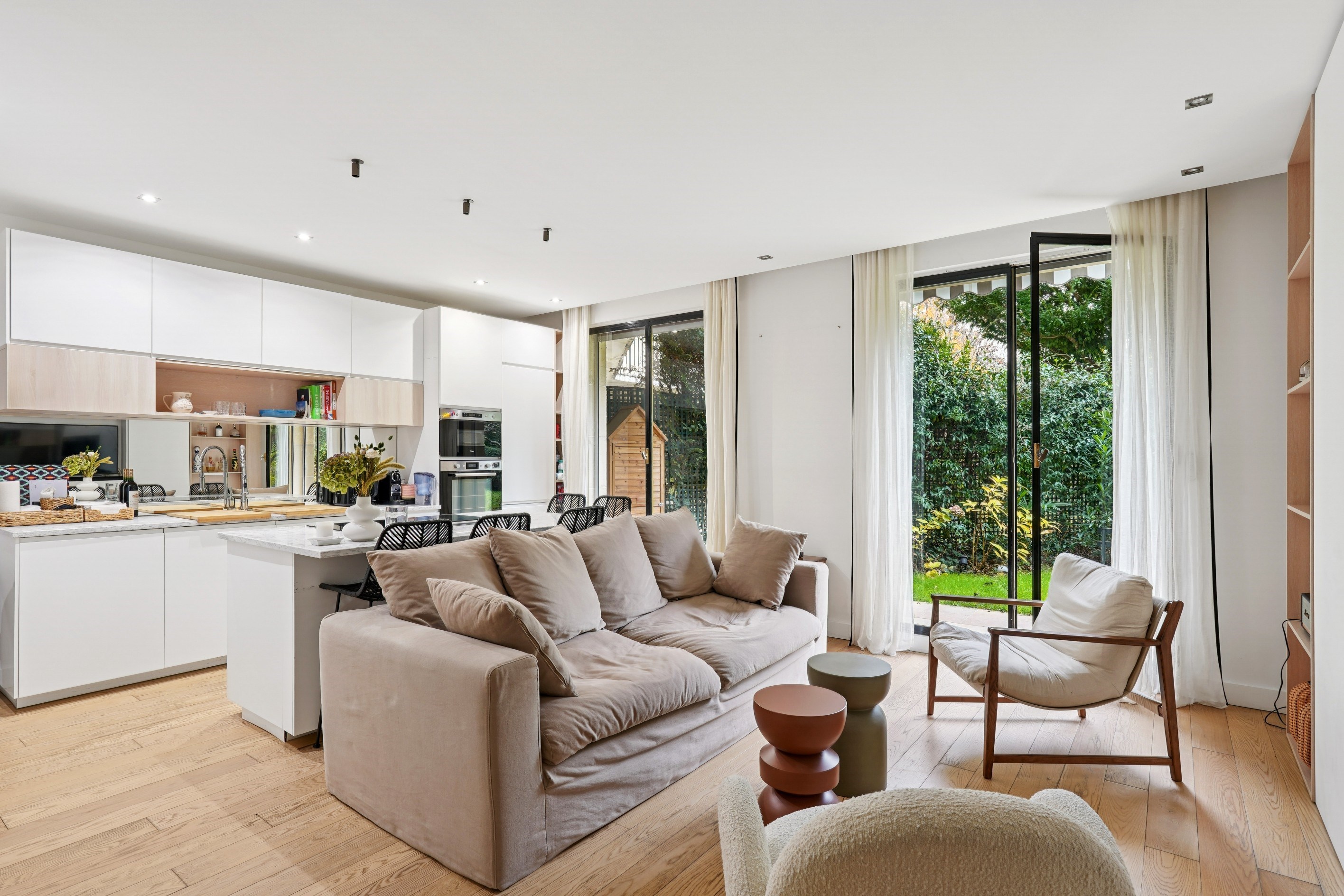  Exceptional Garden-Level Apartment – 194 sq.m with a 752 sq.m South-Facing Priv… - 物件實景