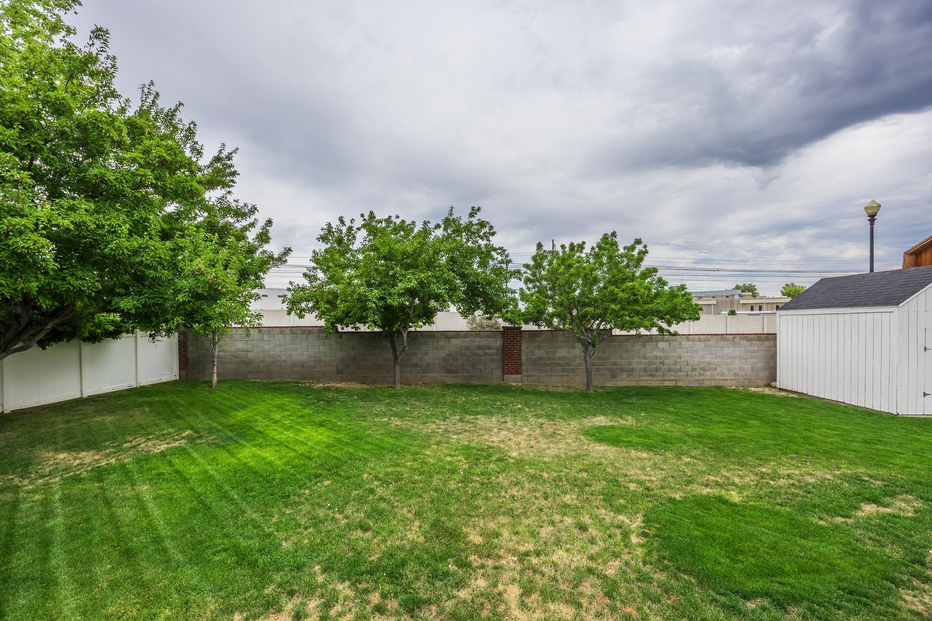  Meticulously maintained South Jordan Rambler with Large backyard - 物件實景