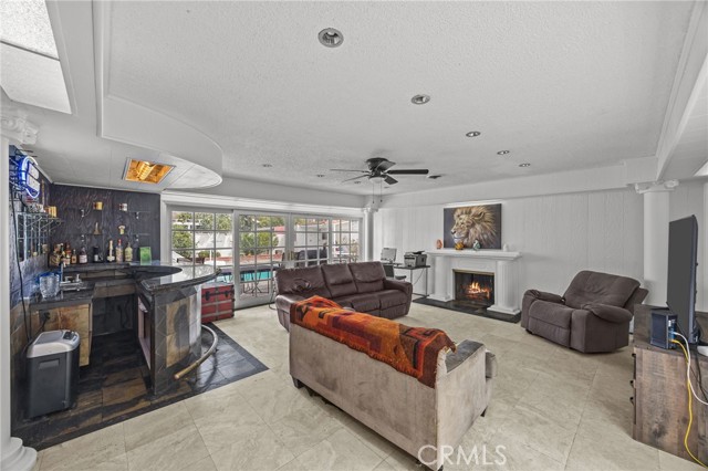 Garden Grove, California, 92841, United States, 4 Bedrooms Bedrooms, ,3 BathroomsBathrooms,Residential,For Sale,1980763