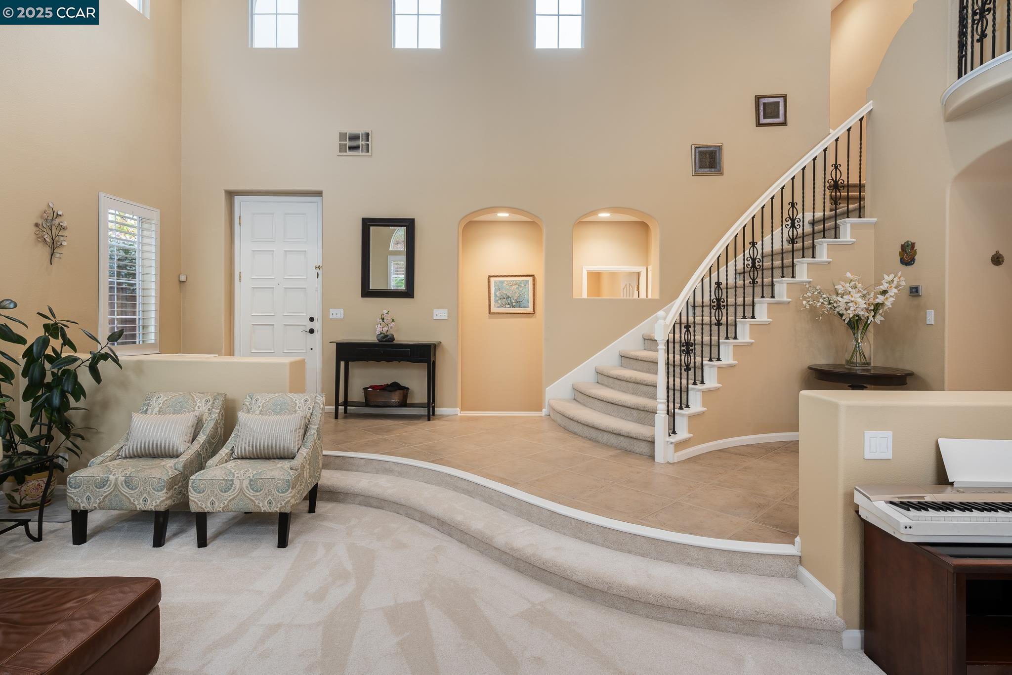 San Ramon, California, 94582, United States, 4 Bedrooms Bedrooms, ,3 BathroomsBathrooms,Residential,For Sale,1988285