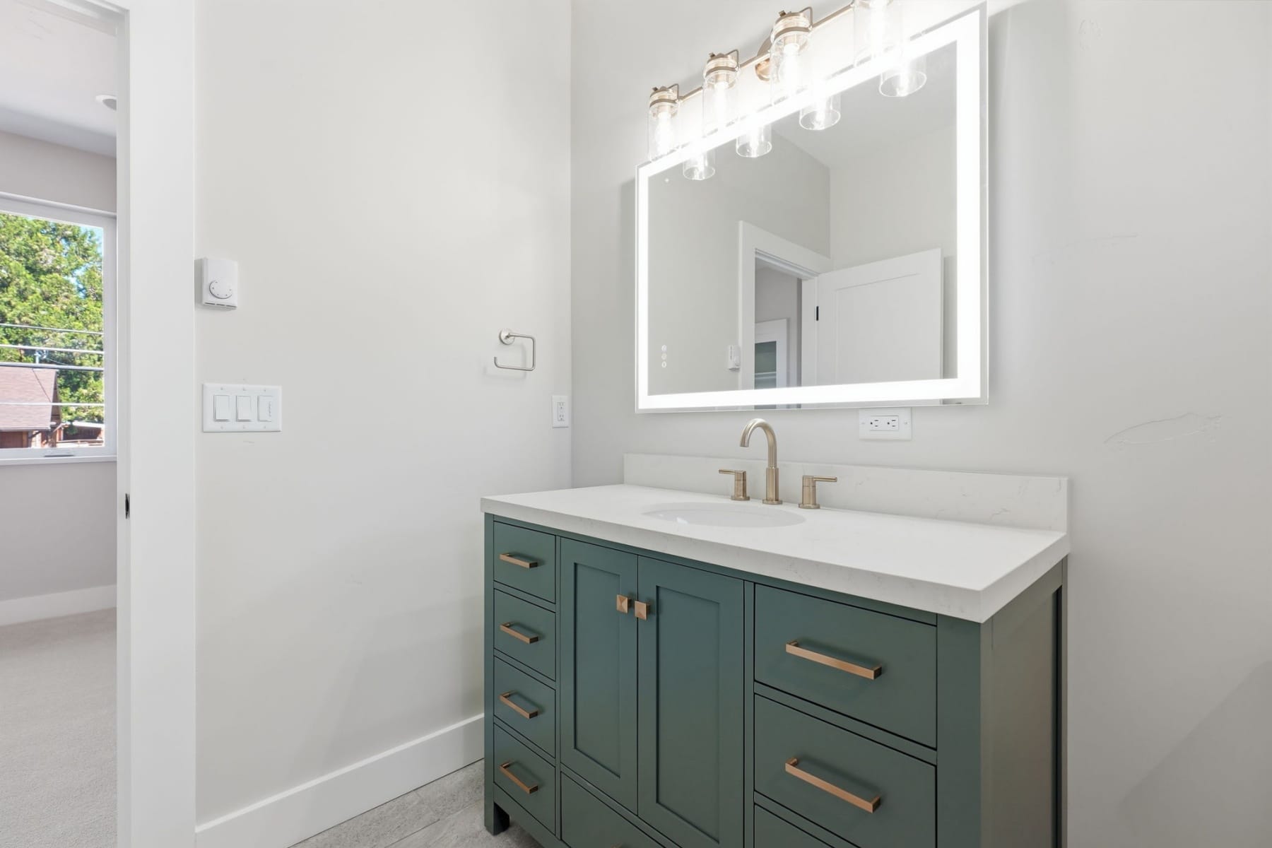  1548 NW Elgin Avenue #1 & 2 Bend, OR 97703 - 物件實景