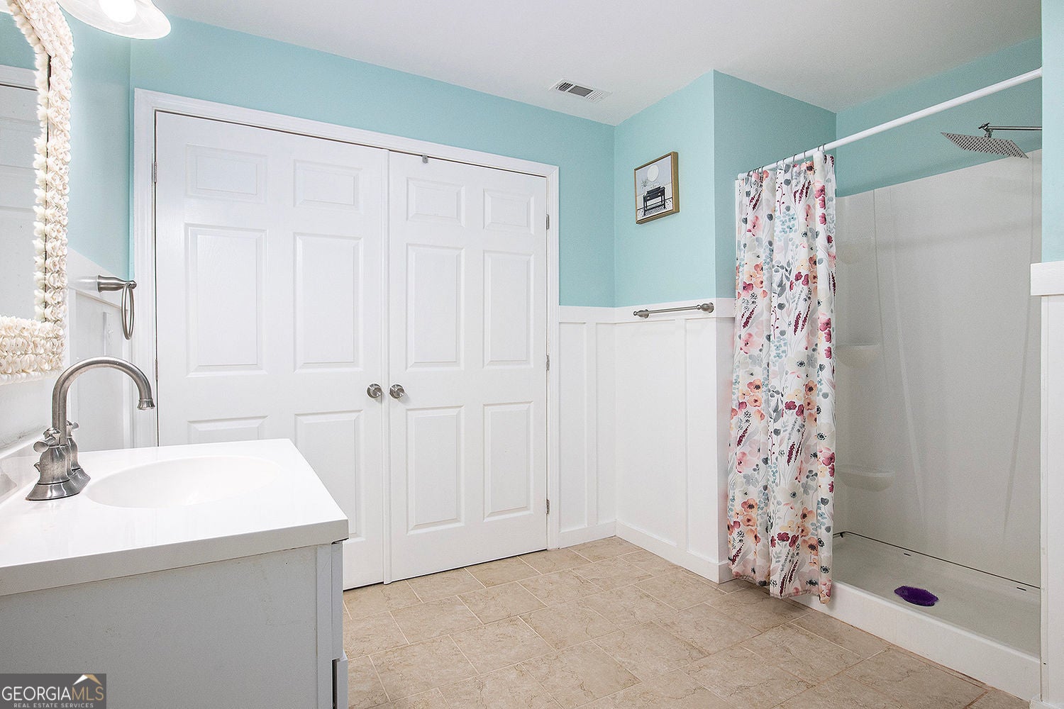 Buford, Georgia, 30518, United States, 7 Bedrooms Bedrooms, ,4 BathroomsBathrooms,Residential,For Sale,1964442