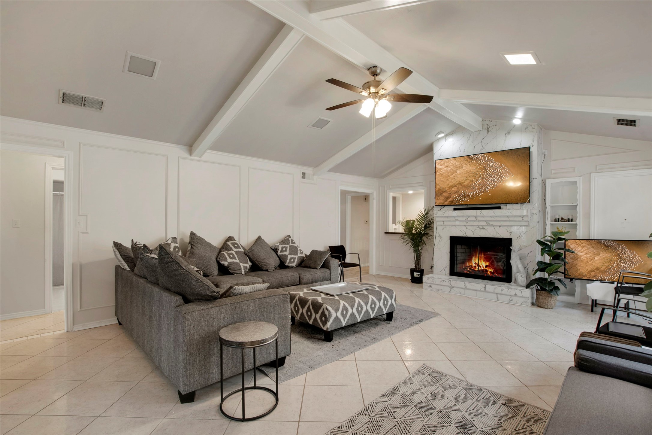 Dallas, Texas, 75243, United States, 5 Bedrooms Bedrooms, ,3 BathroomsBathrooms,Residential,For Sale,1847353