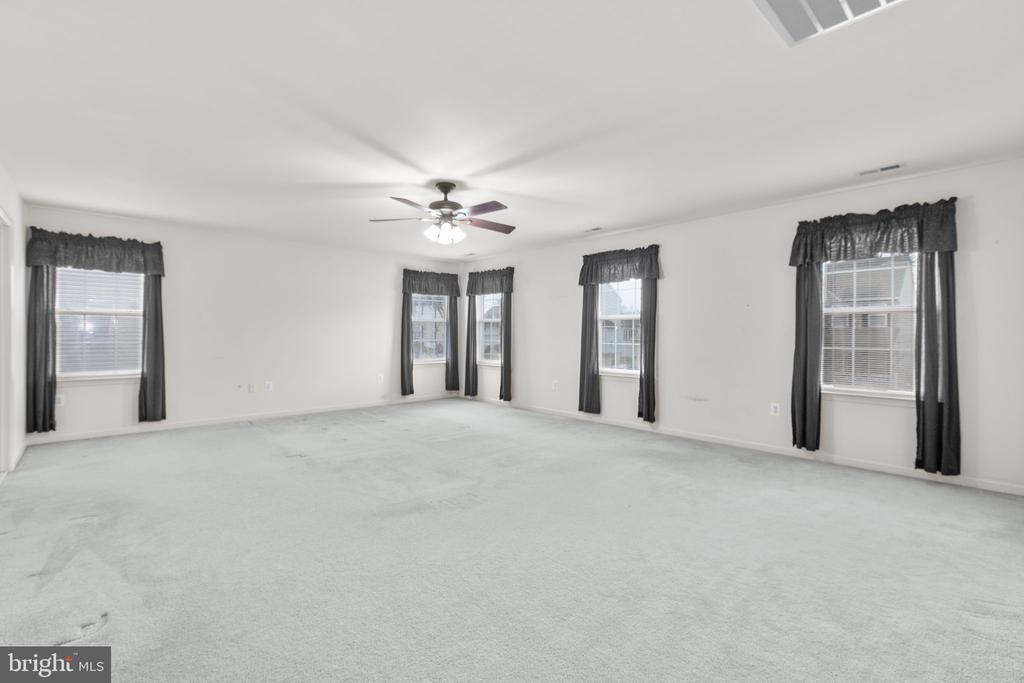 Stafford, Virginia, 22554, United States, 4 Bedrooms Bedrooms, ,4 BathroomsBathrooms,Residential,For Sale,2009309