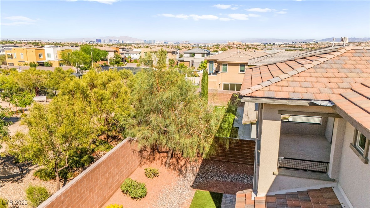 Las Vegas, Nevada, 89135, United States, 4 Bedrooms Bedrooms, ,4 BathroomsBathrooms,Residential,For Sale,1926199