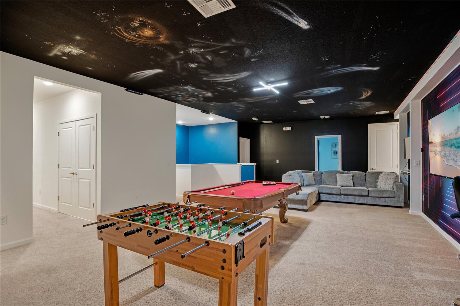 KISSIMMEE, Florida, 34746, United States, 15 Bedrooms Bedrooms, ,16 BathroomsBathrooms,Residential,For Sale,1977749