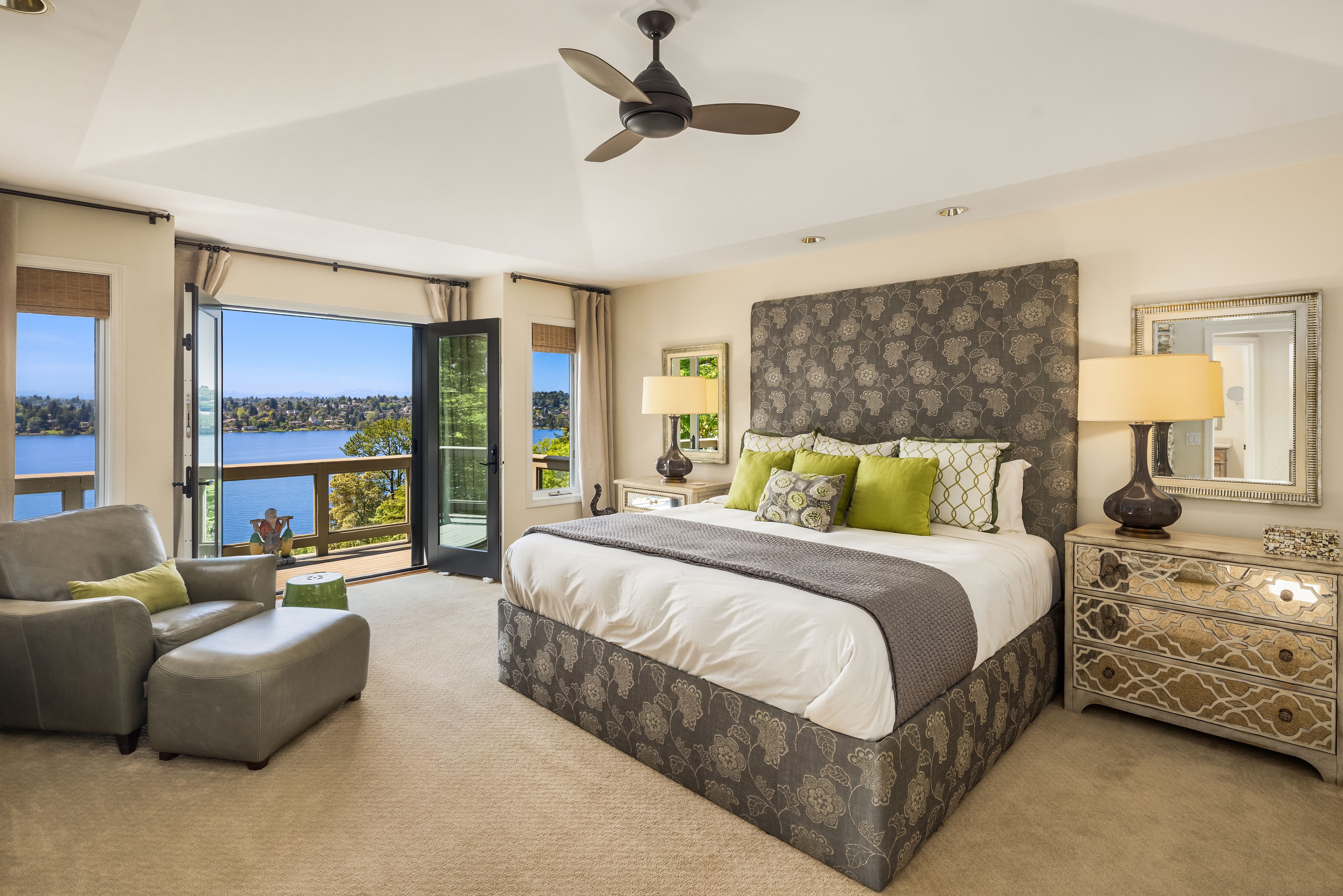  7447 W Mercer Wy, Mercer Island, WA 98040 - 物件實景