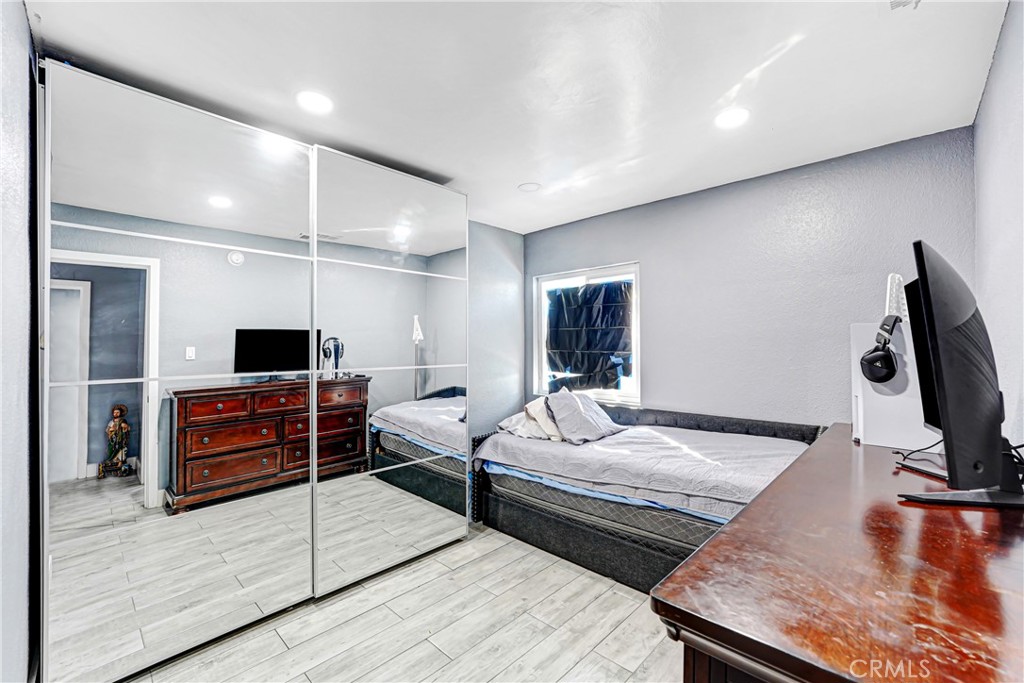 Sun Valley, California, 91352, United States, 4 Bedrooms Bedrooms, ,2 BathroomsBathrooms,Residential,For Sale,2017645