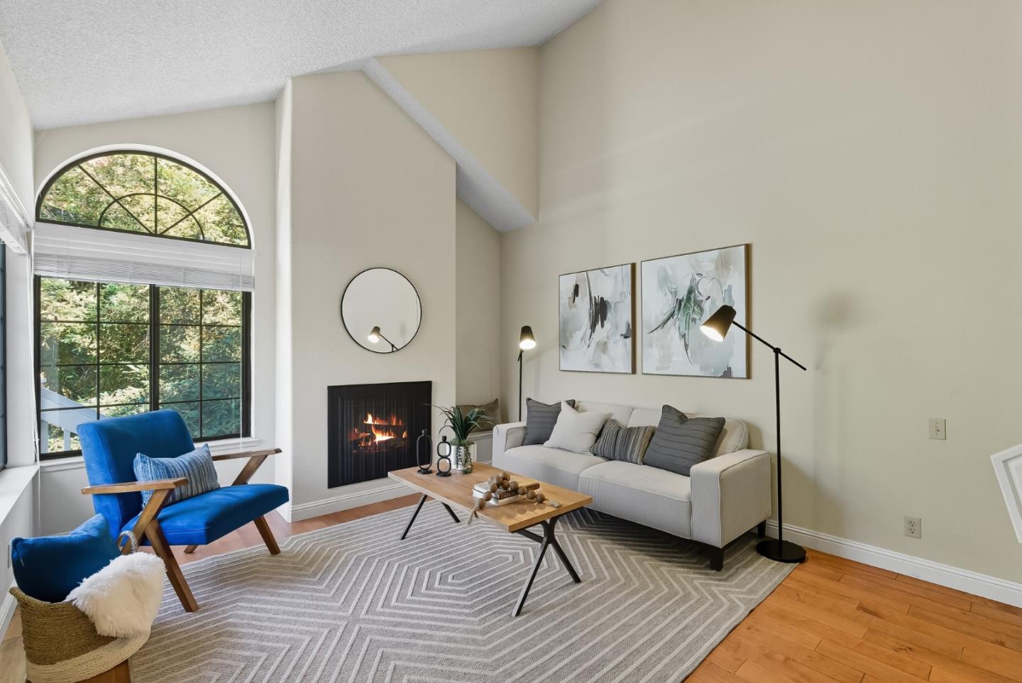 San Jose, California, 95121, United States, 2 Bedrooms Bedrooms, ,2 BathroomsBathrooms,Residential,For Sale,1950993