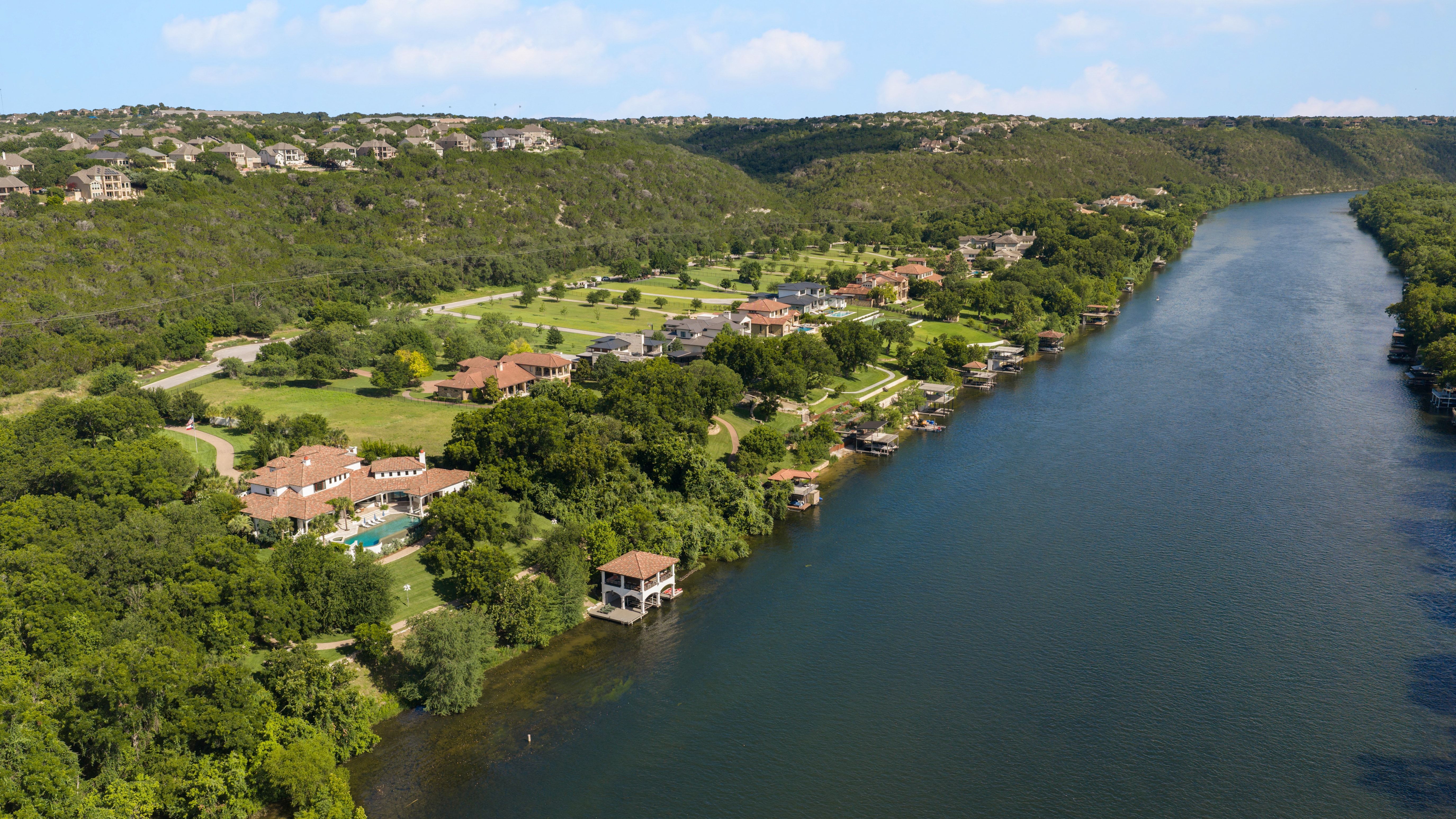  Butterfly Beach on Lake Austin - 物件實景