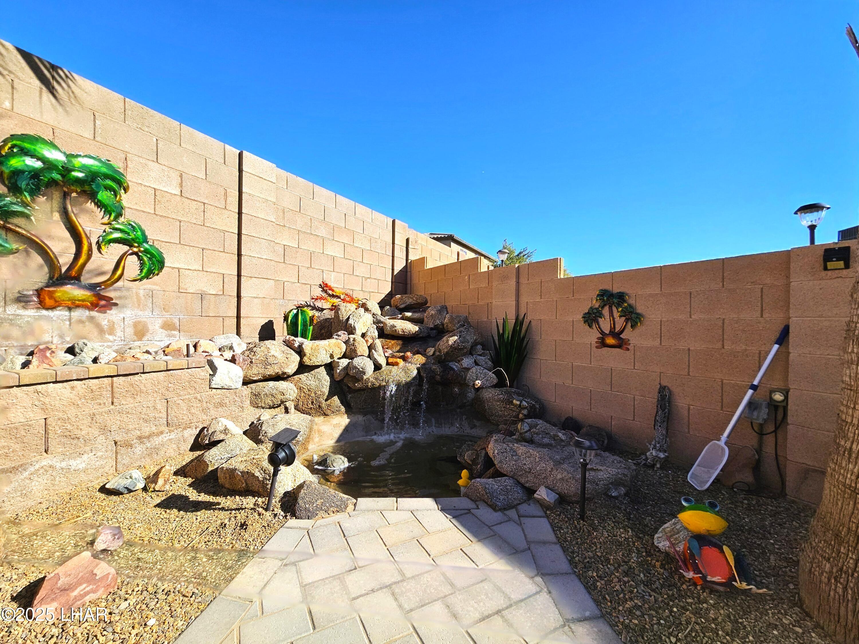 Lake Havasu City, Arizona, 86404, United States, 3 Bedrooms Bedrooms, ,2 BathroomsBathrooms,Residential,For Sale,1957391