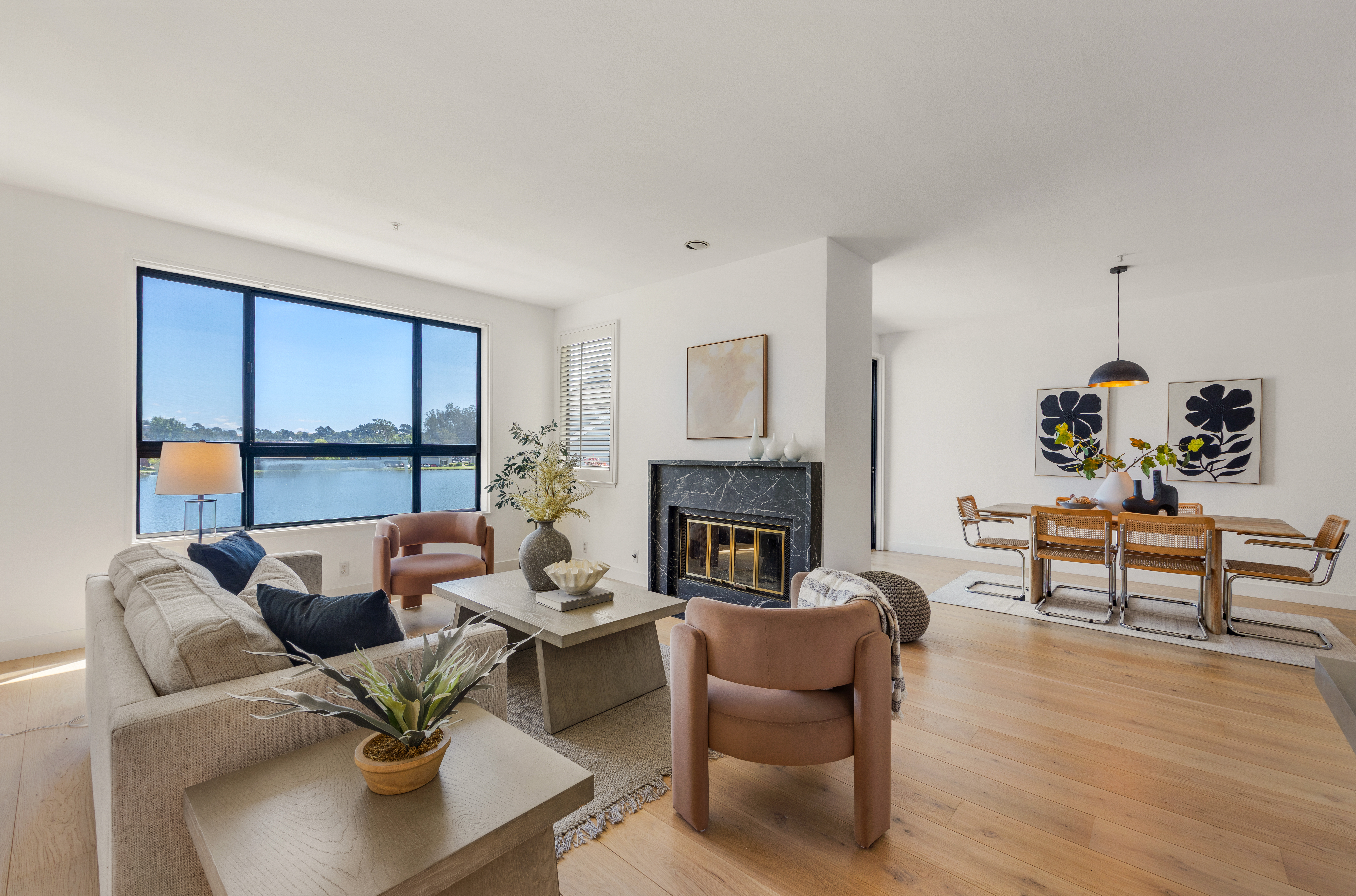  Stylish Waterfront Residence - 物件實景