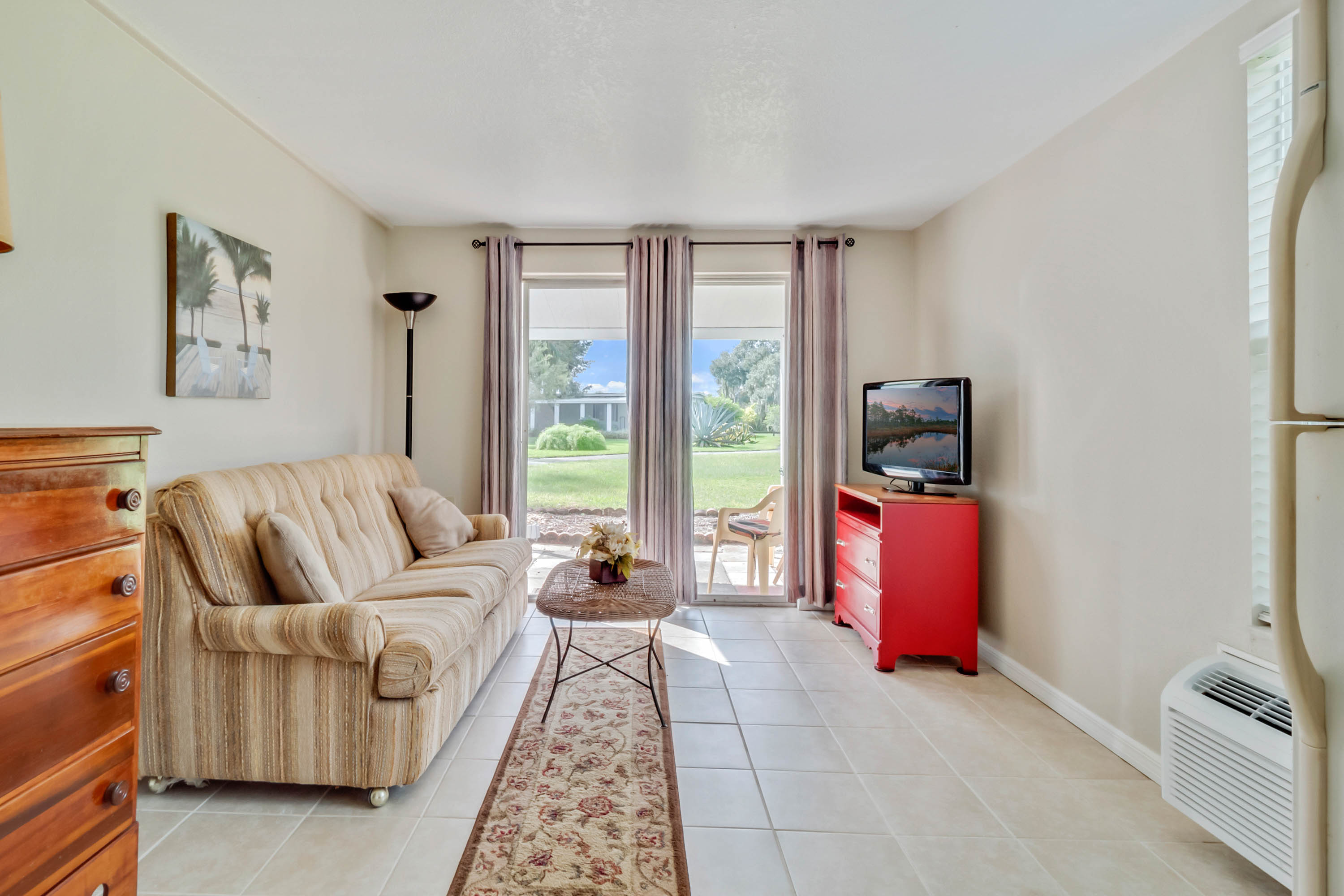 LAKE WALES, Florida, 33898, United States, 6 Bedrooms Bedrooms, ,5 BathroomsBathrooms,Residential,For Sale,1974565