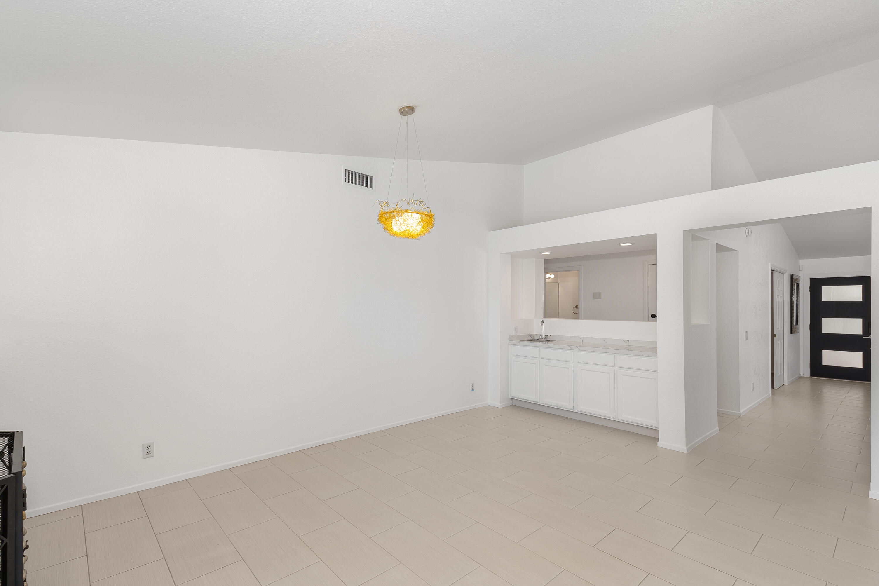 Rancho Mirage, California, 92270, United States, 4 Bedrooms Bedrooms, ,3 BathroomsBathrooms,Residential,For Sale,1927211