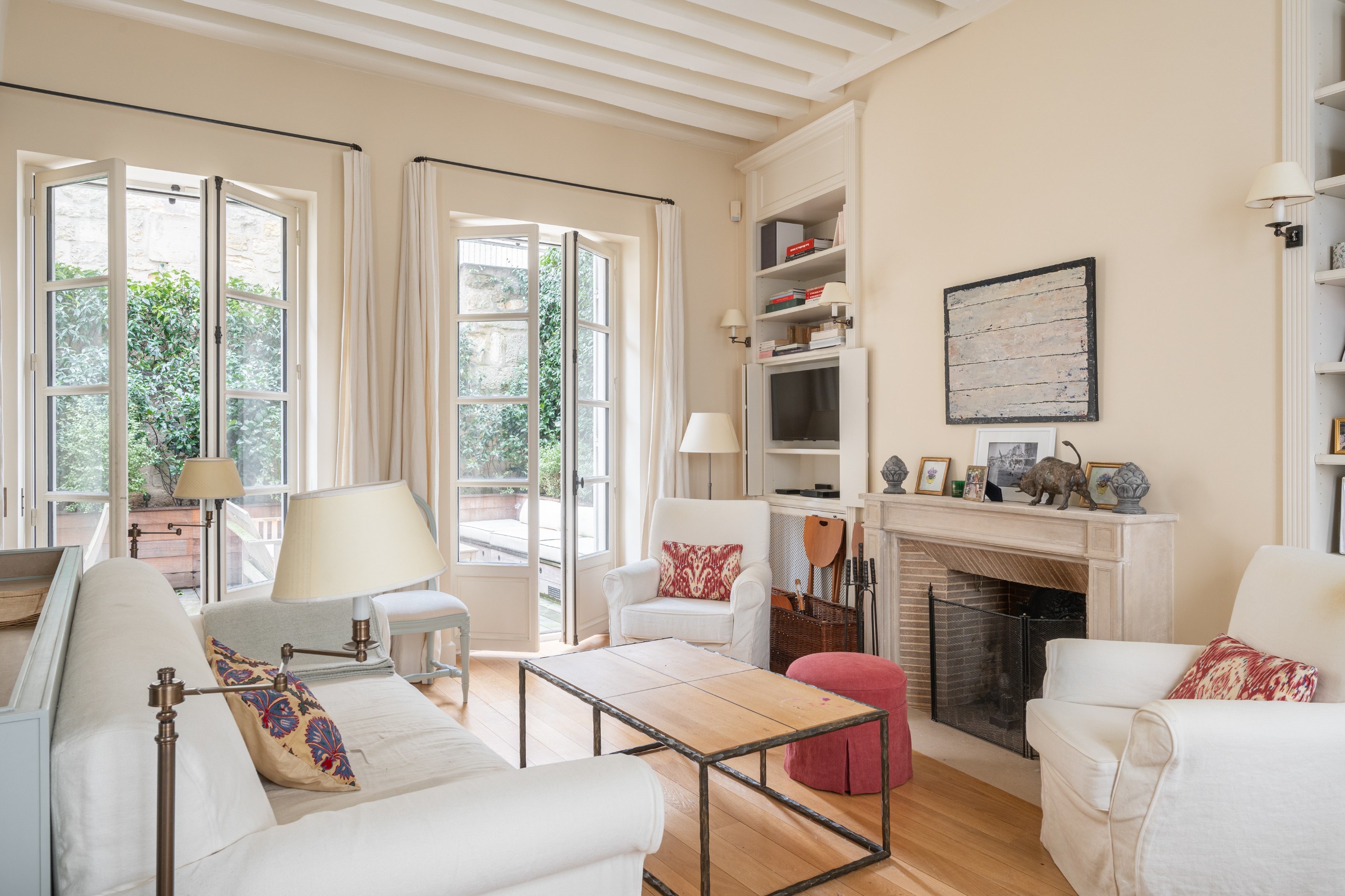  Elegant, fully renovated apartment with a spacious landscaped terrace - 物件實景