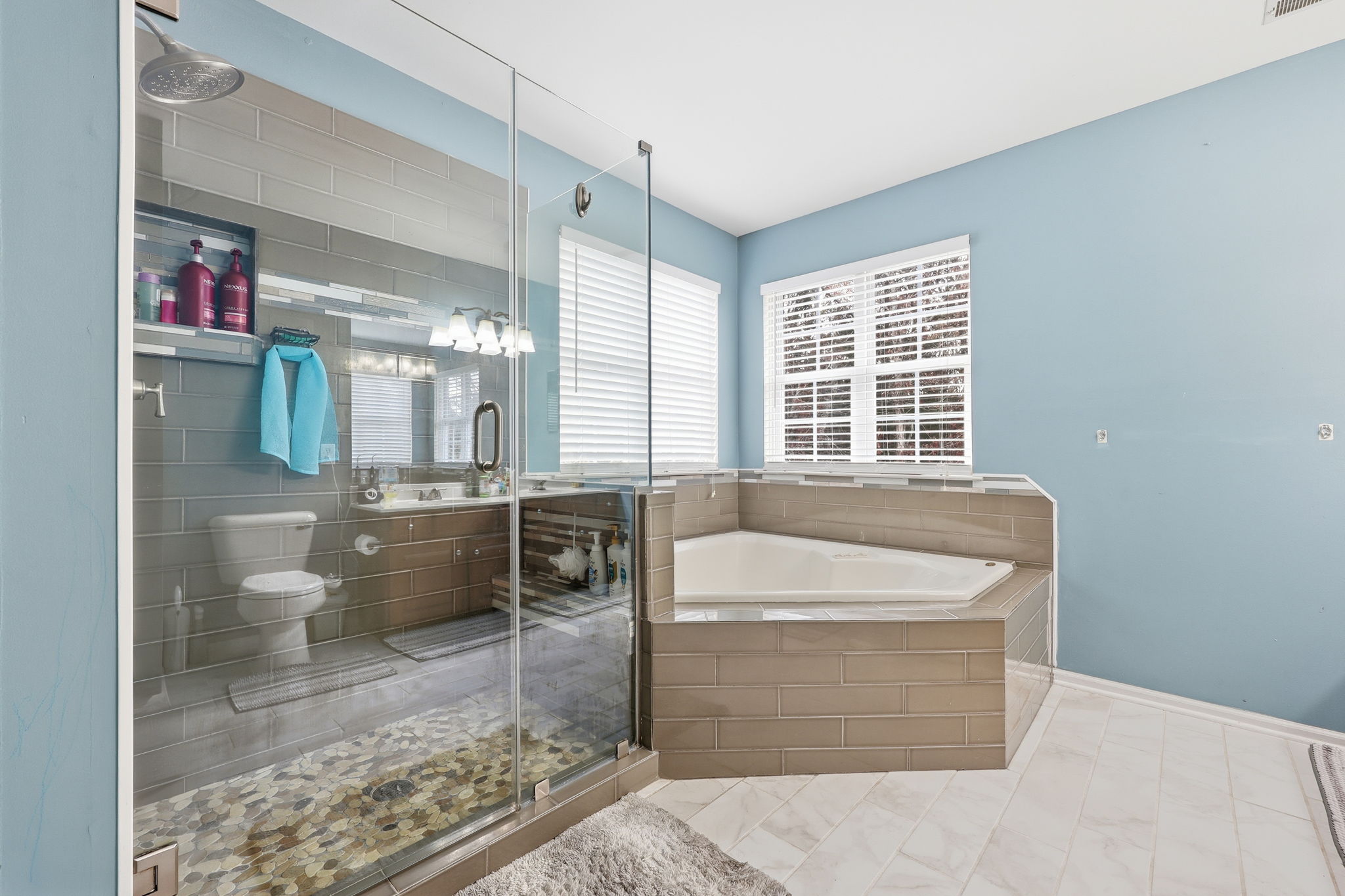 Egg Harbor Township, New Jersey, 08234, United States, 4 Bedrooms Bedrooms, ,3 BathroomsBathrooms,Residential,For Sale,1997774